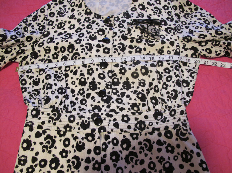 Louis Feraud Vintage 80s Silk Suit~Black White Top + Black skirt~Women 10~FREE H