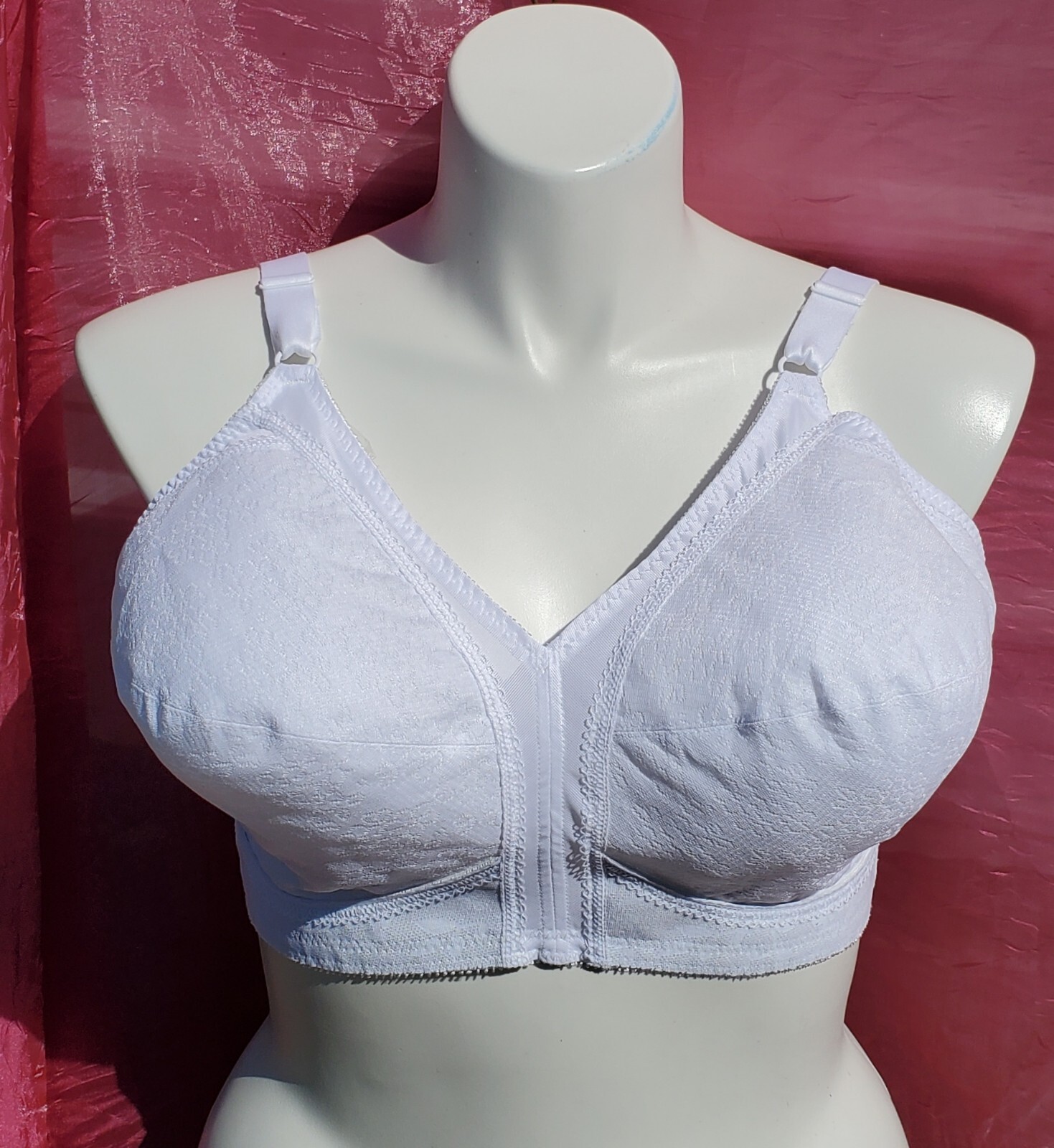 Playtex White Bra Size 44DD White Floral Lace Sexy Sissy Pin-up Crossdress Y2K