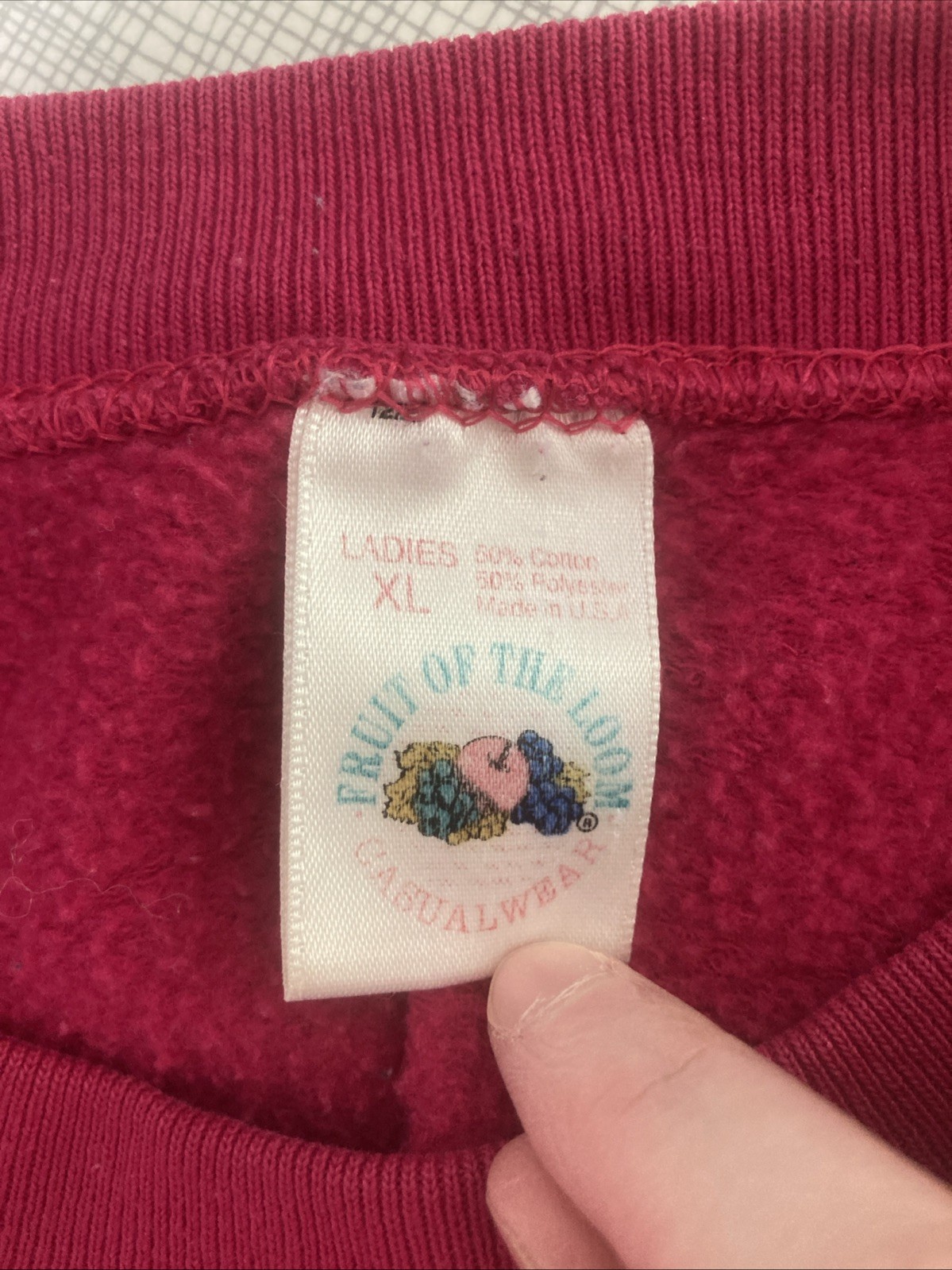 Vtg 80s 90s Fruit of the Loom Casualwear Sweatshirt Ladies XL Pink USA Raglan