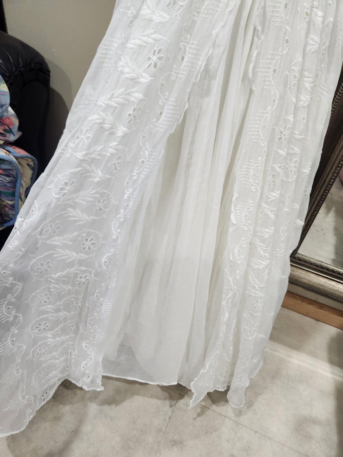 Vintage Voile Split Skirt Wedding Gown * szXS(measurements given) * Off White *