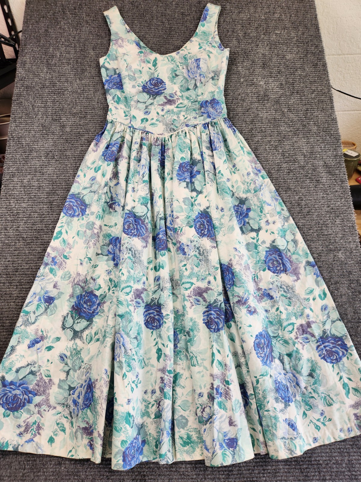 Vintage Laura Ashley Dress Size 4 Blue White Floral Cottagecore Sweetheart