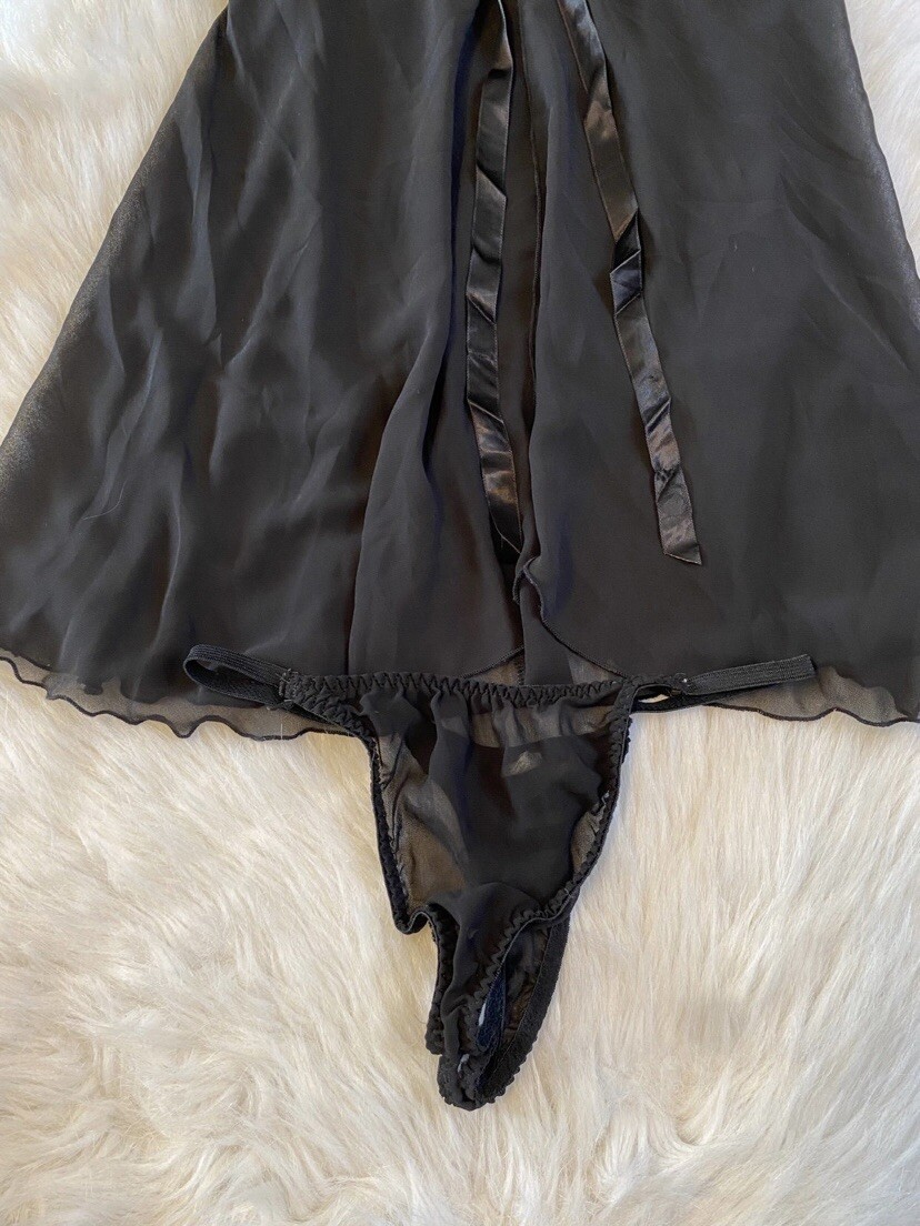 Vintage Gilligan & O’Malley Lingerie Womens Size Medium Black Floral Black Sheer