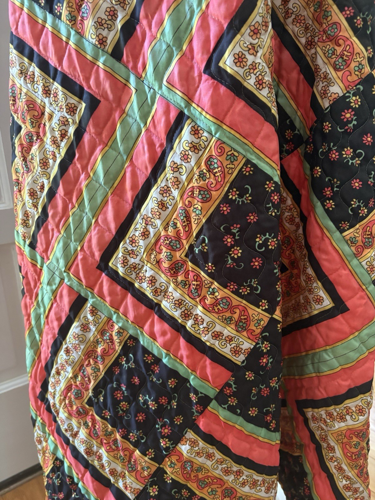 Vintage 70s Evelyn Pearson Quilted Hostess House Maxi Dress Velour S 36” Bust
