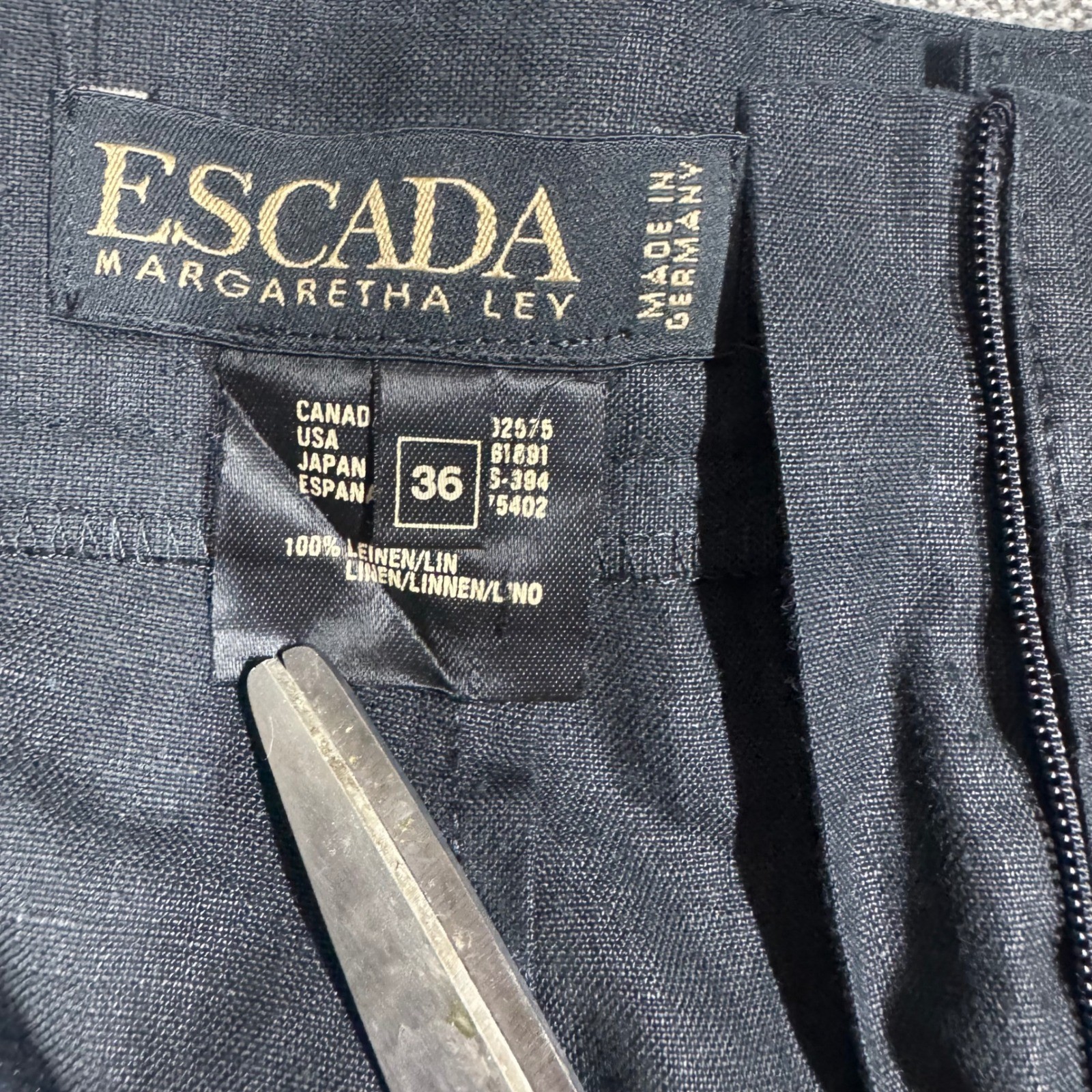 Vintage Escada Margaretha Ley Black Linen Pleated High Waist Trousers Pants 36