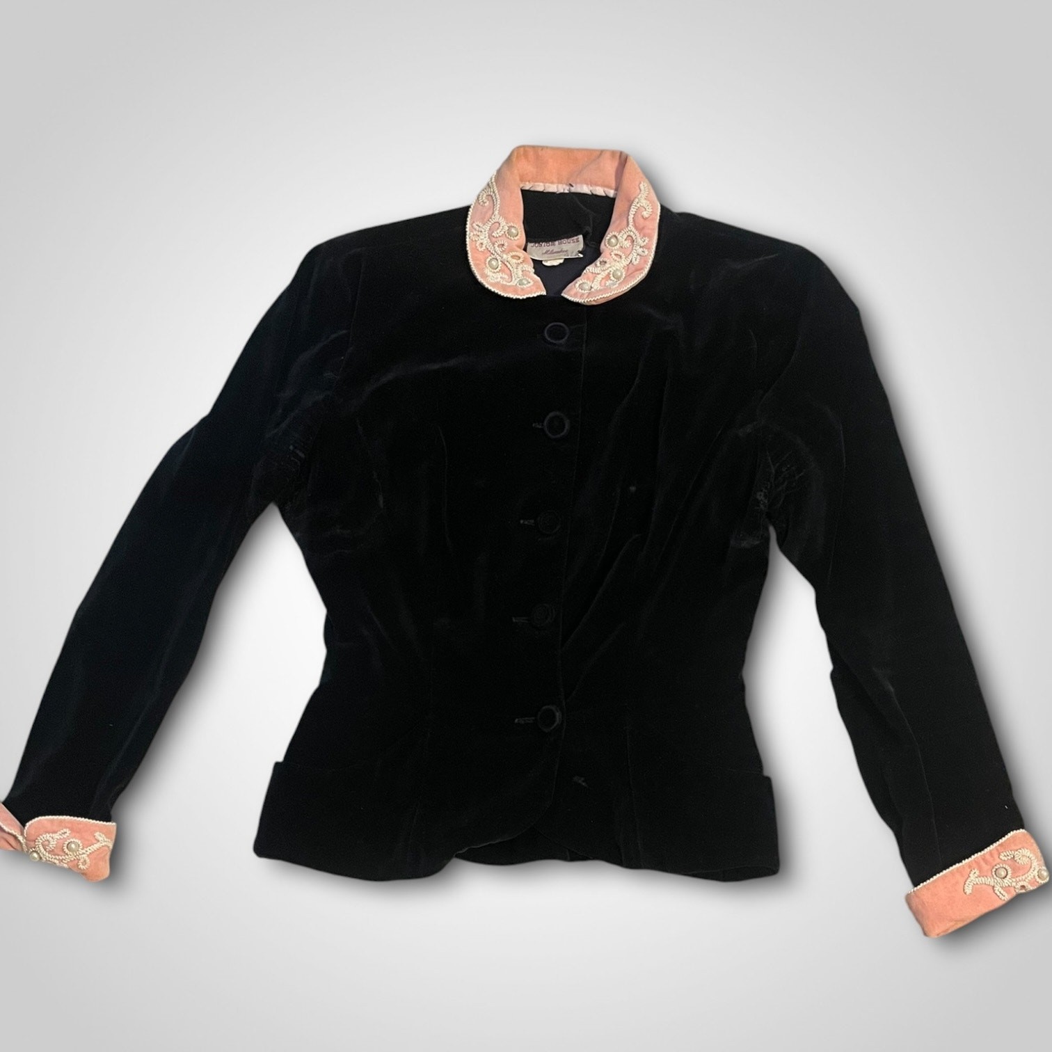 1940s Junior House Milwaukee Black Velvet Jacket Peach Embroidered Collar
