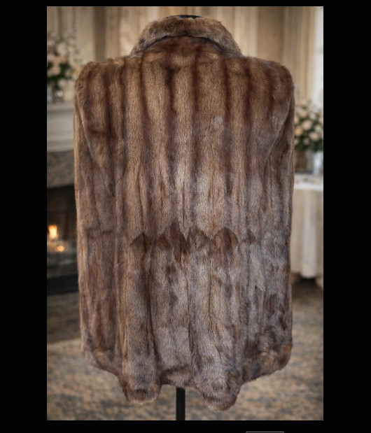 c. 1960–1963 Bonwit Teller Philadelphia Mahogany Mink Cocktail Cape