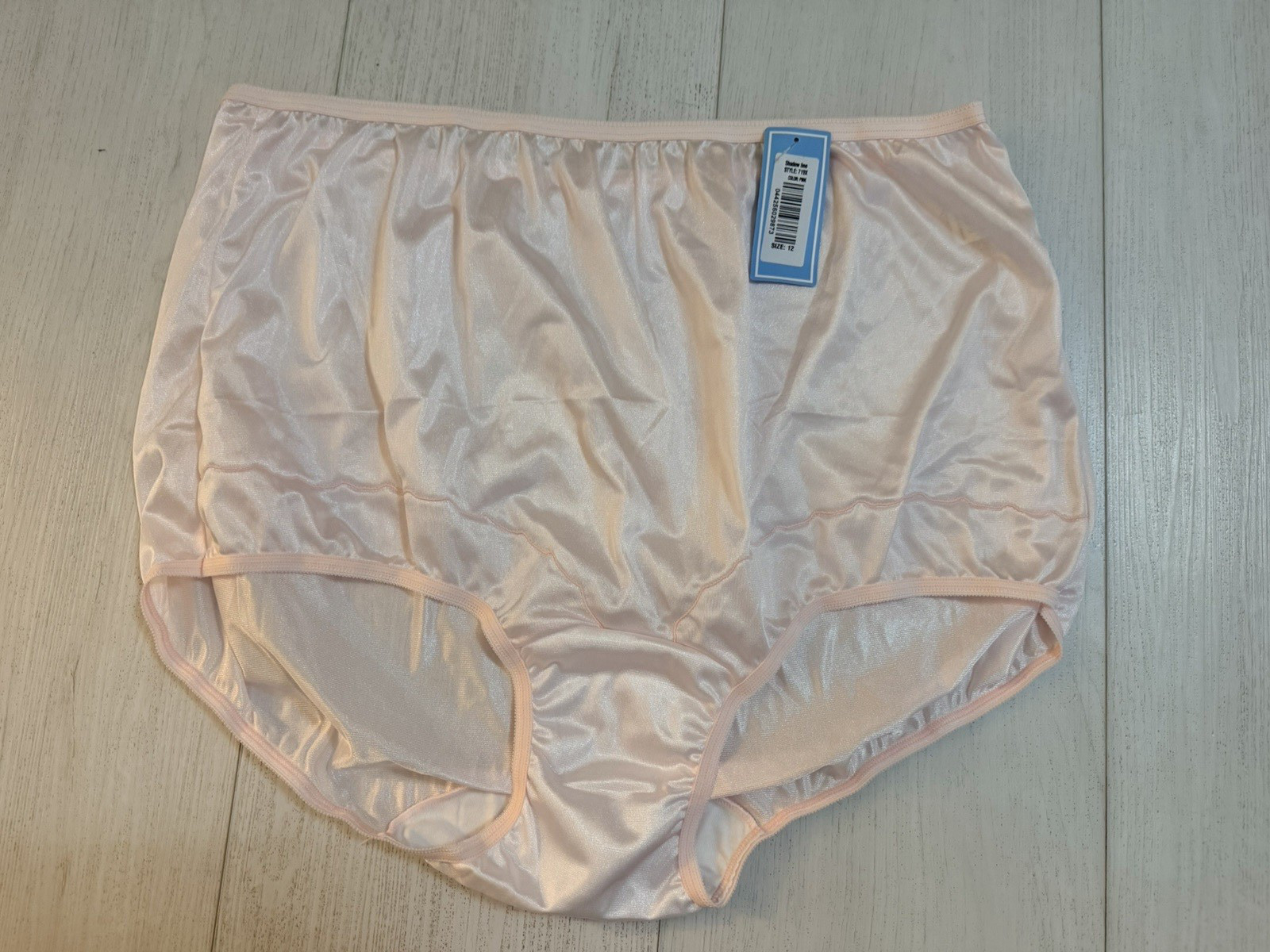 NWT Dixie Belle Vintage Nylon Panties Sz 12 Pink Scalloped Leg Style 719