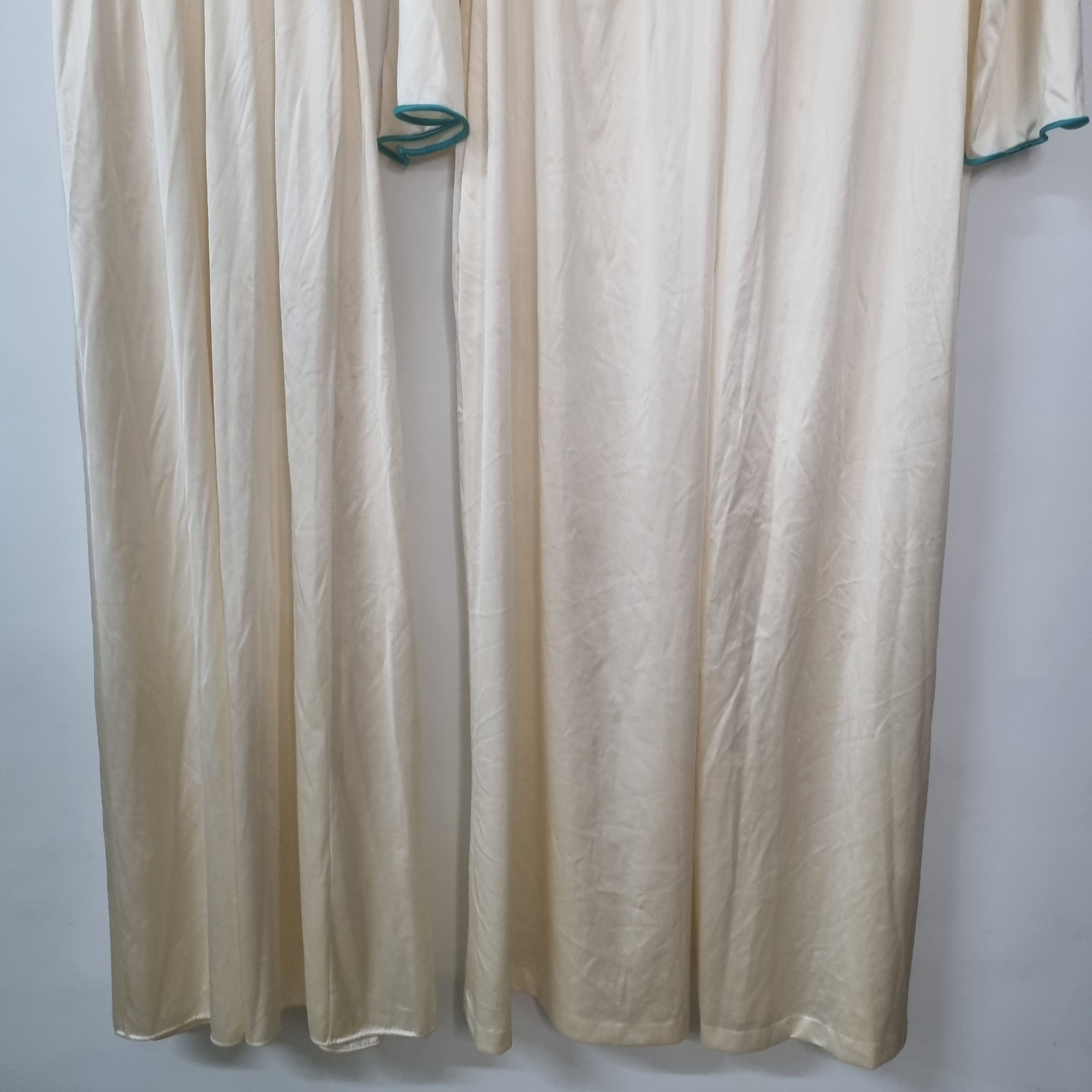 VTG Set 2 Peice Montgomery Ward Pegnoir Long Nightgown Robe Boho Antron Nylon L