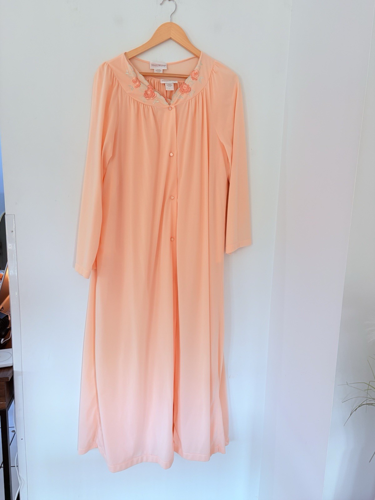 SHADOWLINE Light Peach Vtg Nightgown & Robe 2pc Set Sz L Nylon Floral Embroidery