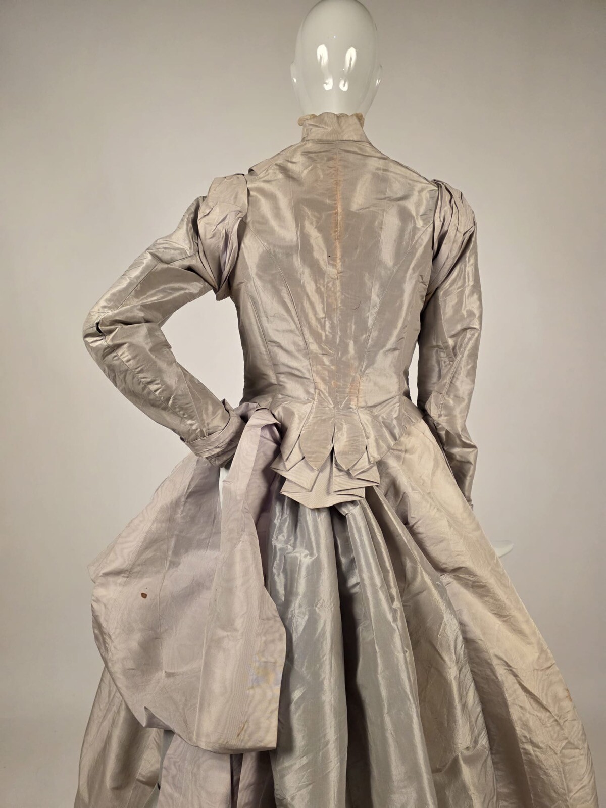 VICTORIAN 1880’S SILK TAFFETA BUSTLE DRESS W BUILT IN BUSTLE CAGE + SILK SASH