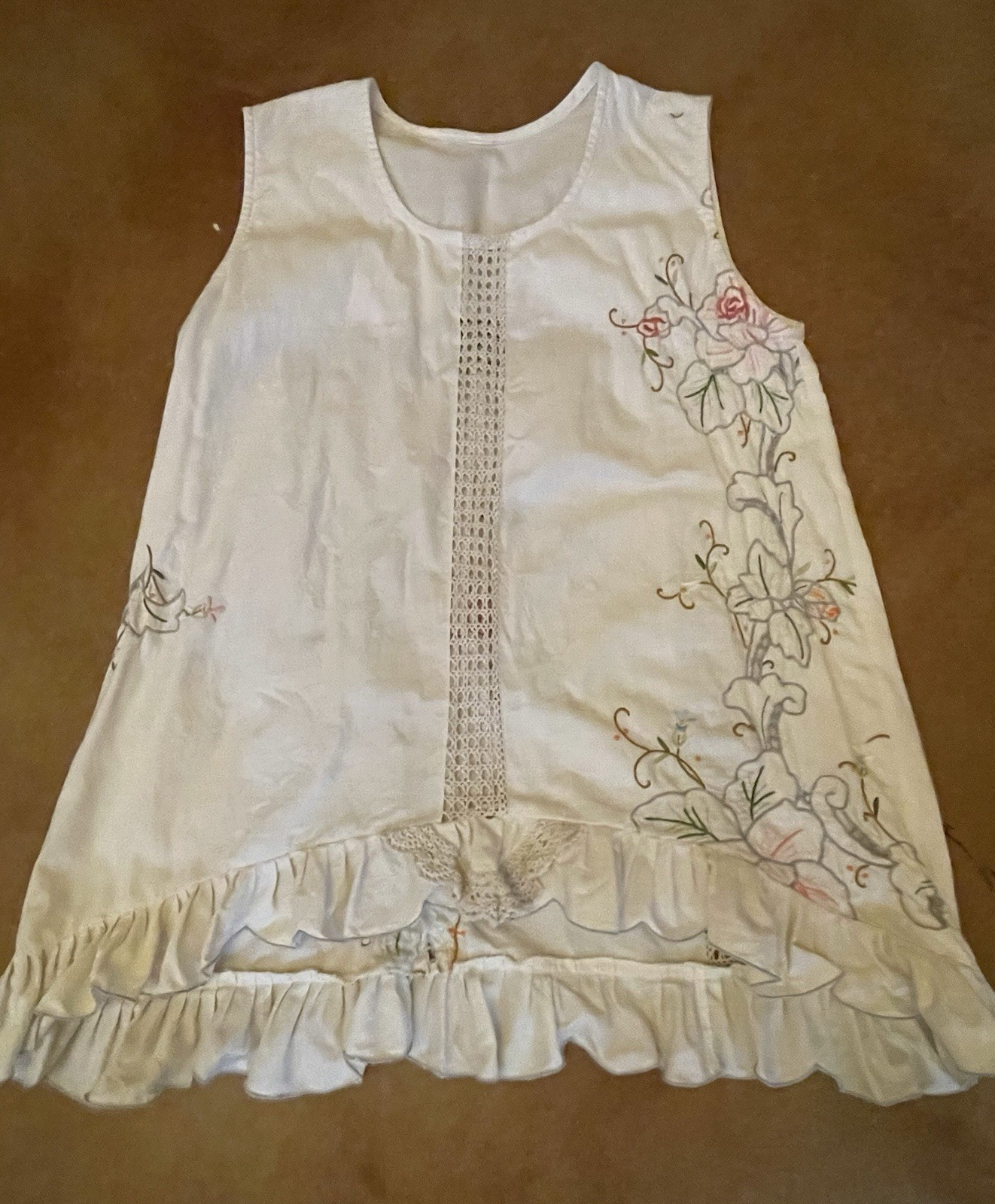 Handmade Tunic Embroidered Tablecloth M/L White Sleeveless