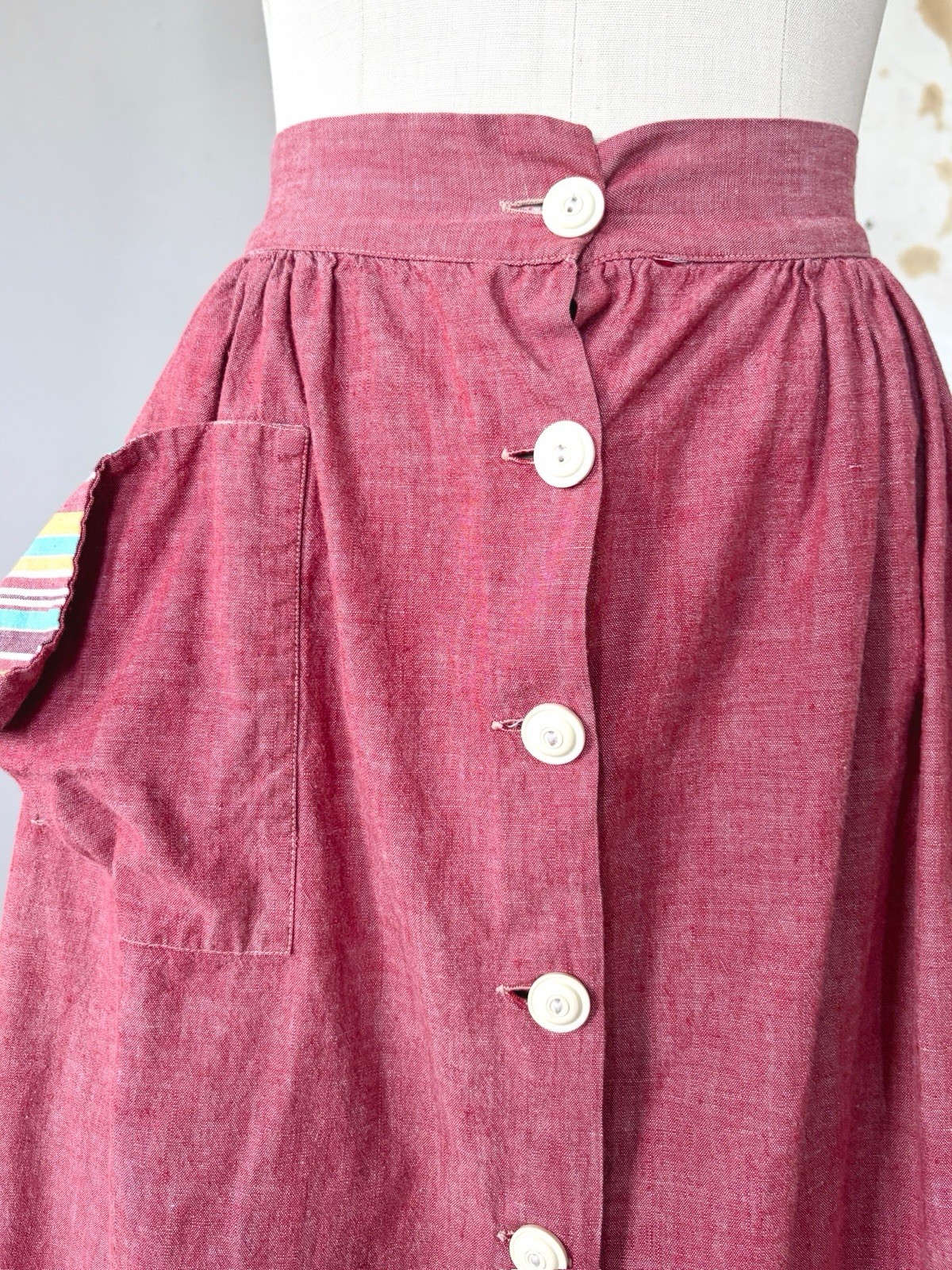 30s 40s Chambray Rayon Cotton Button Front Skirt Feedsack Pocket Workwear 24/25”