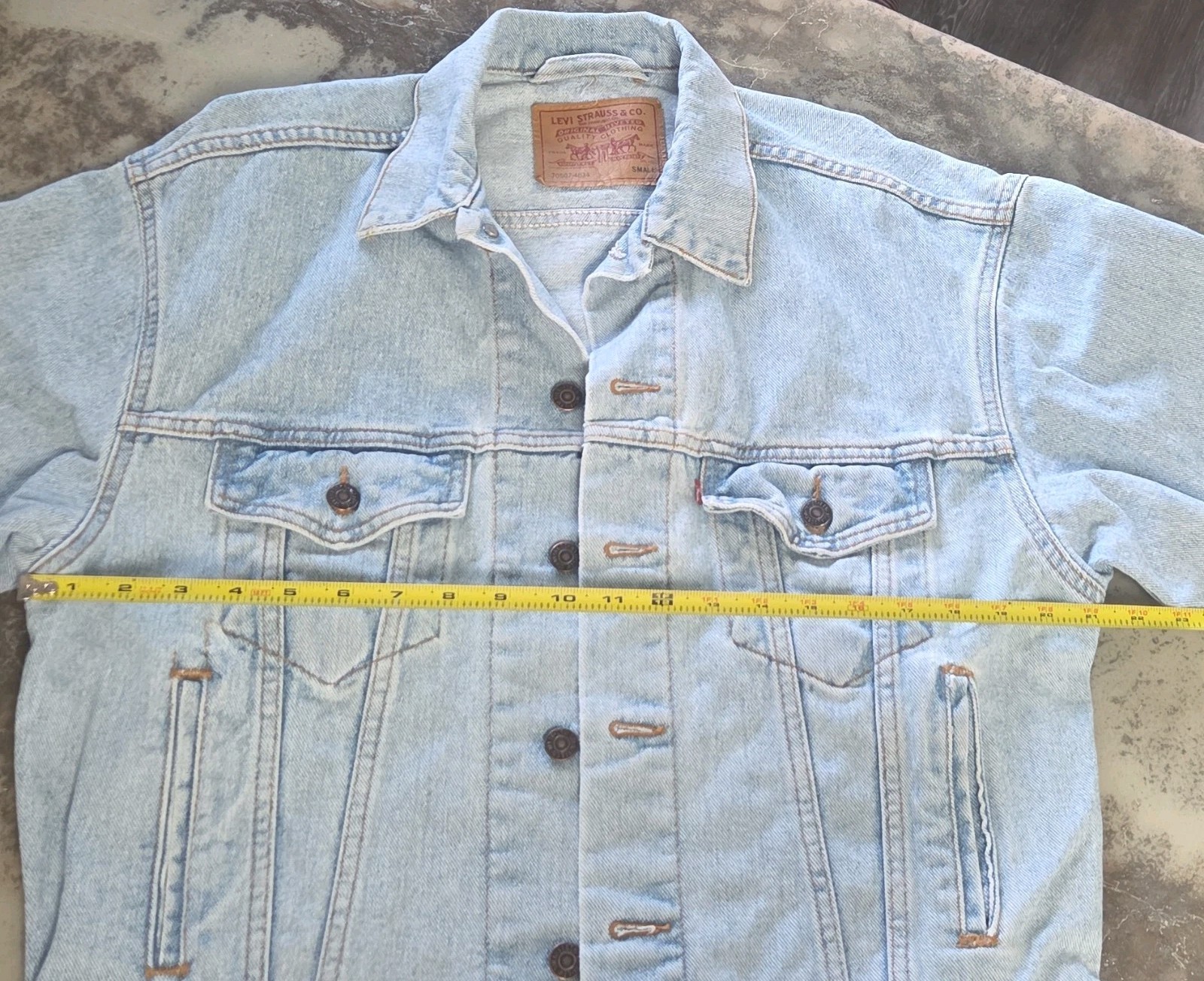 Vintage 1990s Levi Denim Light Blue Jacket 70507-4834