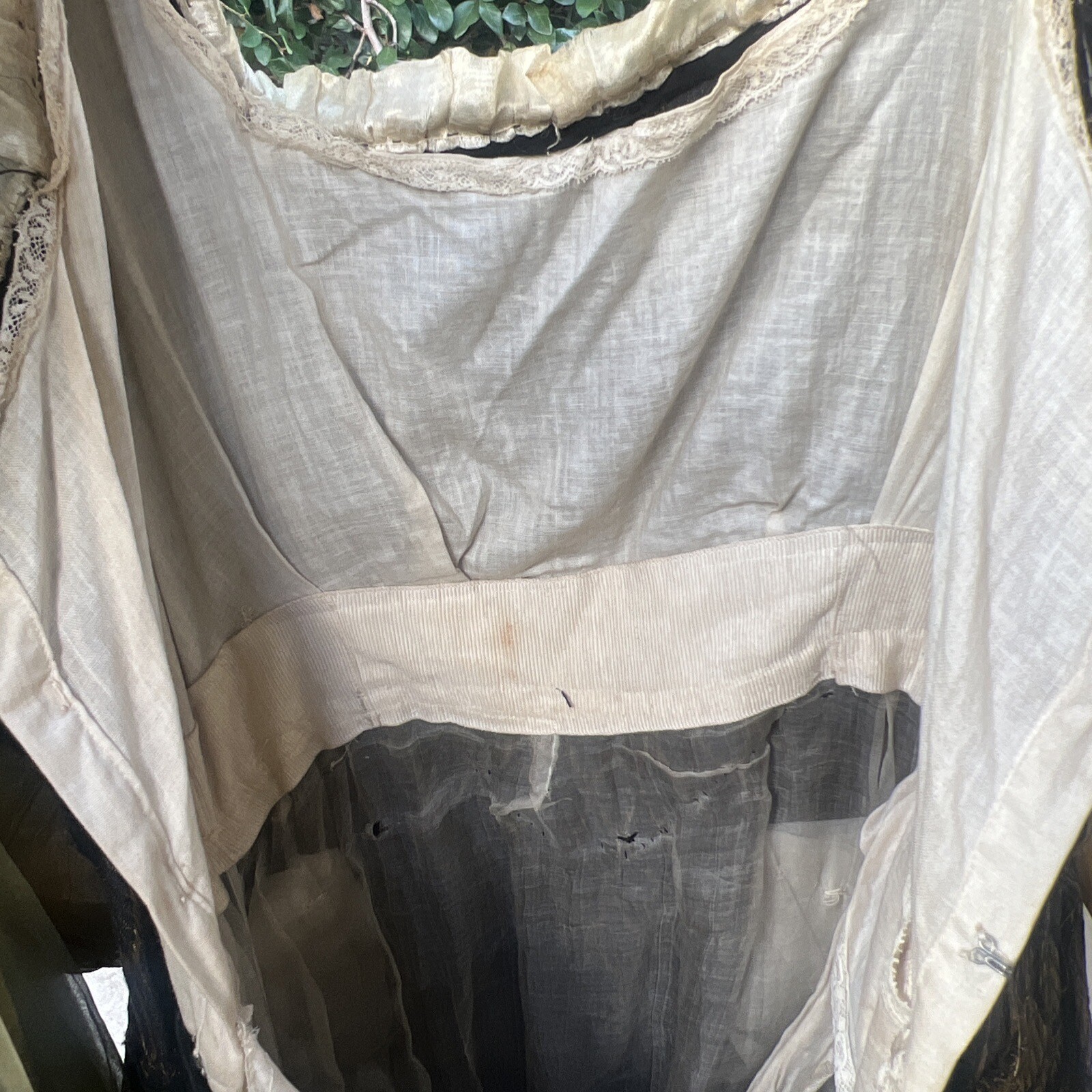 Antique Edwardian Gold Lamé Fish Scale Dress Gown Puff Sleeve Costume Vintage