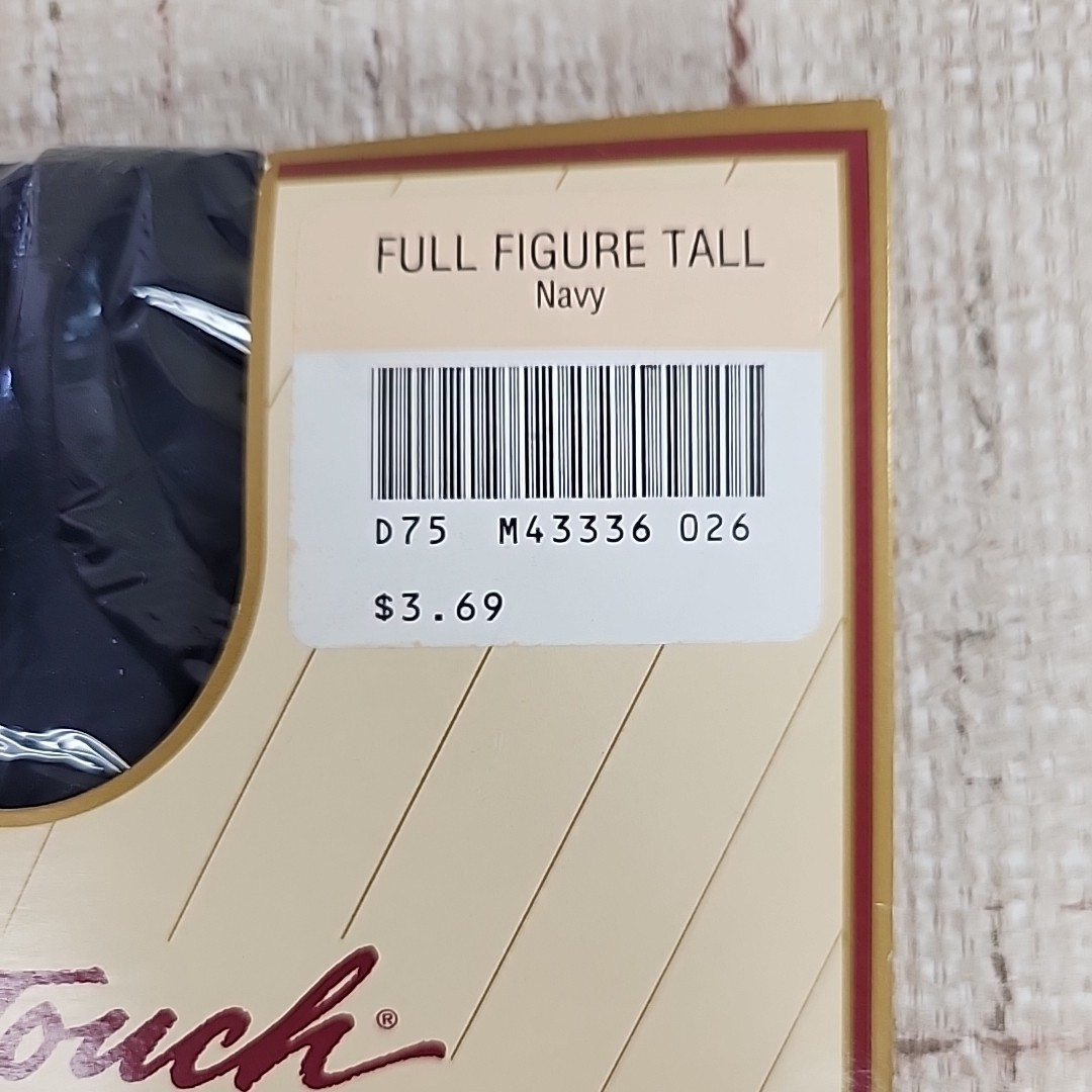 Nice Touch Silken Sheers Full Figure TALL Navy 20 Denier Lycra Pantyhose 1 Pair