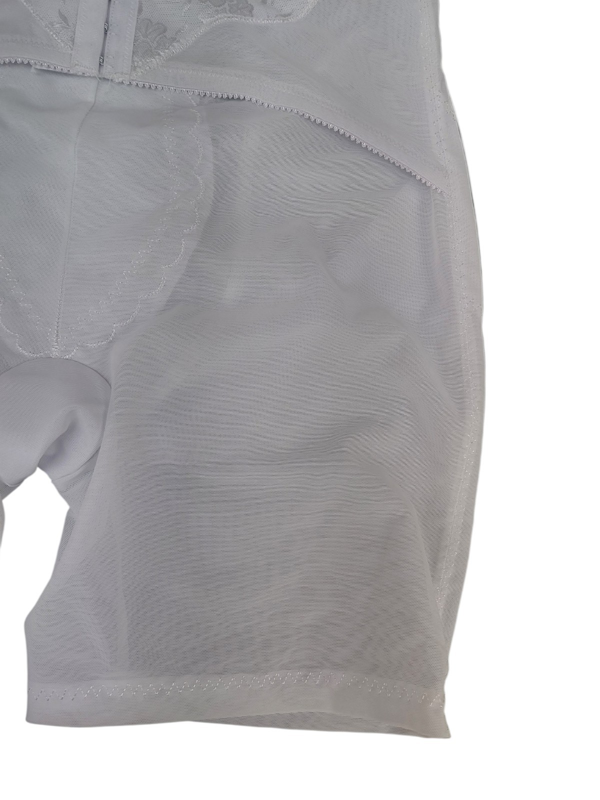 Vintage Crown-nette White Girdle No Garter Size 40