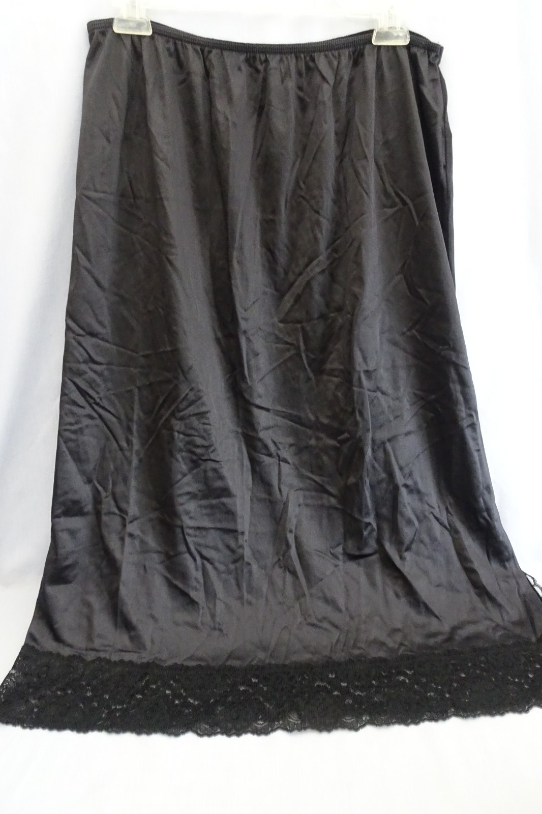 Vintage Sears 30&Prime; Long Half Slip Large Black Chantilly Lace Nylon Slit Lingerie