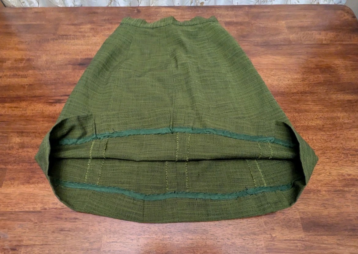 RARE 1940&rsquo;s YOUTHCRAFT Tweed Olive Green Jacket Skirt Suit EUC Gorgeous!!
