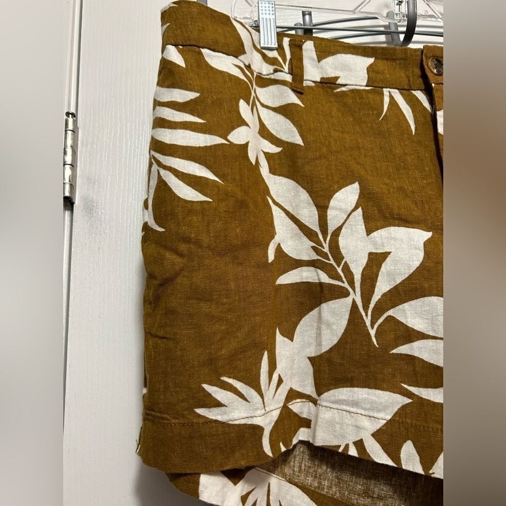 Old Navy Everyday Short Linen Blend Tropical Botanical Print Shorts 20 plus NWT