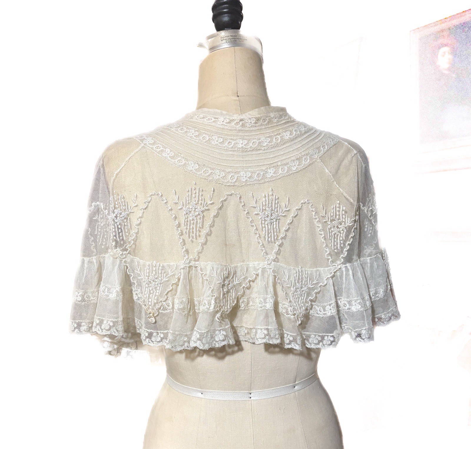 Antique Victorian Edwardian 1900s lace embroidery dress cape