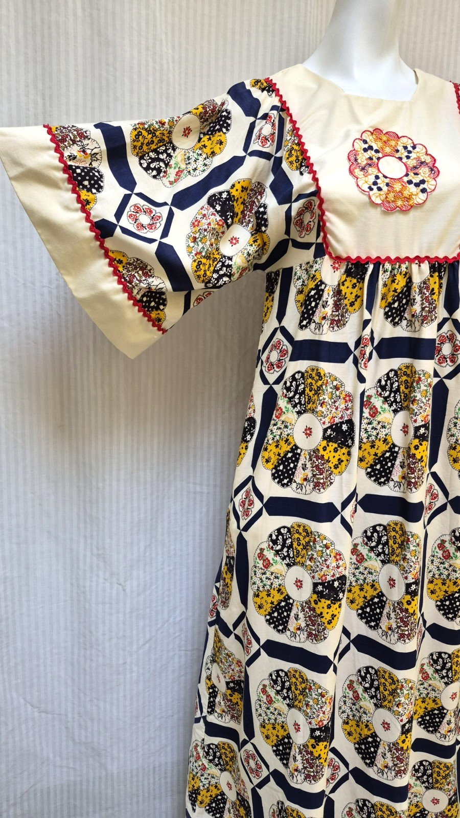 Vintage 60s JCPenney Hippy Patchwork Print Kaftan Maxi Dress Kimono Sleeve – S