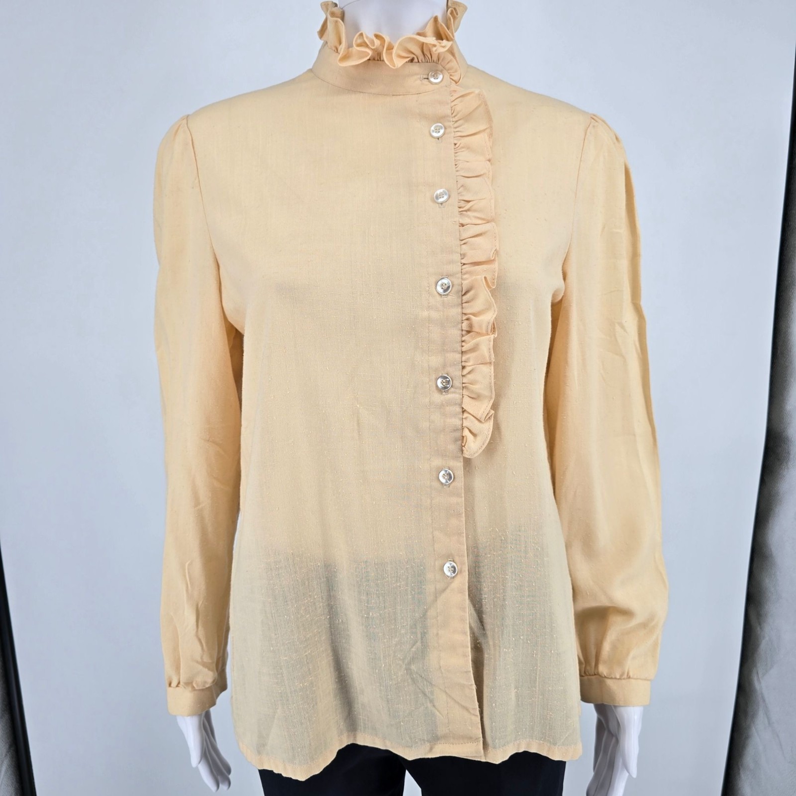 Vintage 1970s Coronet Bobbie Brooks Ruffle Collar Butterscotch Blouse (12/L)