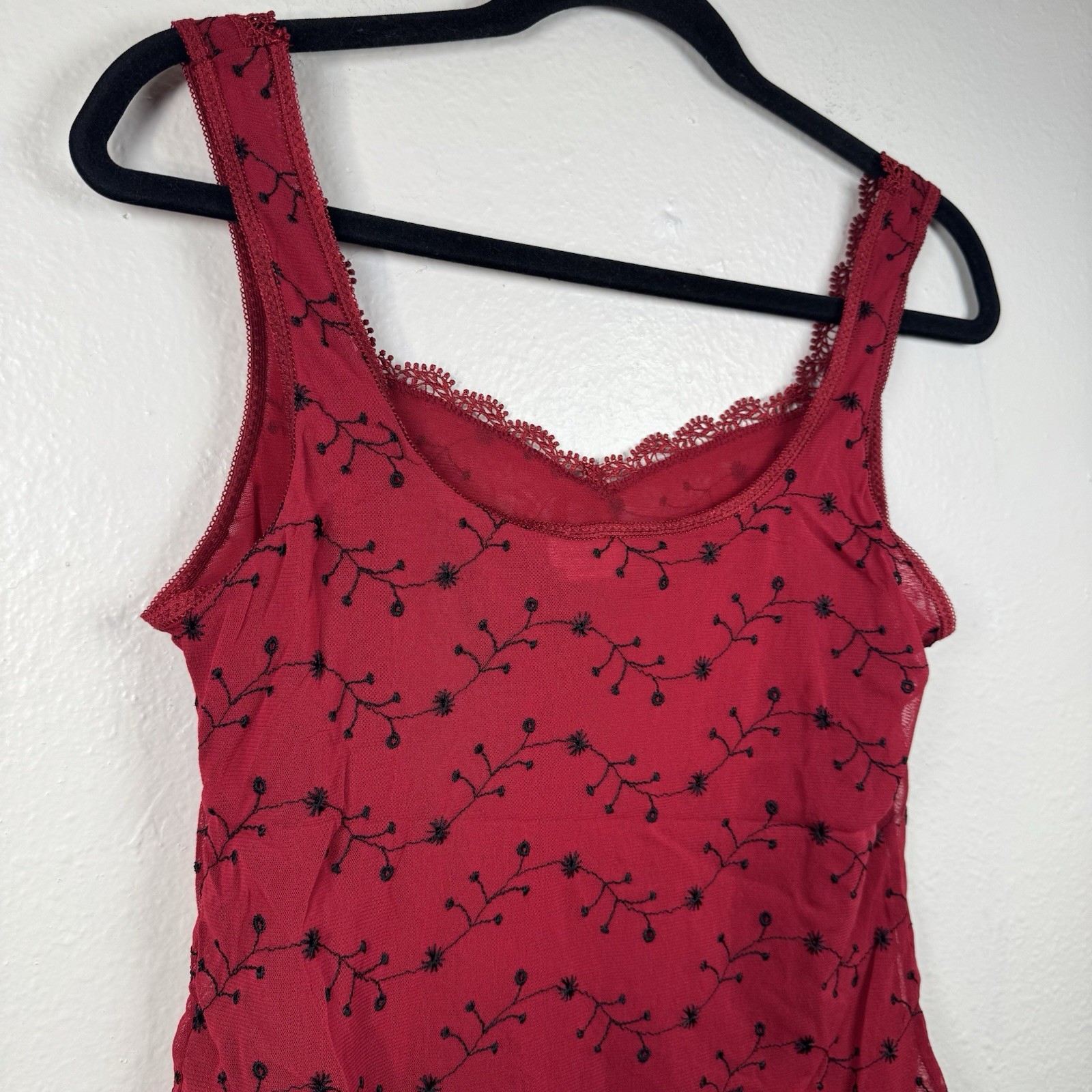 Arianne Lace Trim Tank Top Vintage Red 2000’s Embroidered Mesh Size Small Y2K