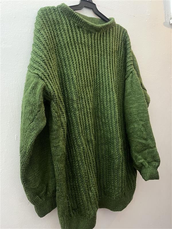 Vintage 1990s Handmade Green Wool Sweater – Cozy Knit Pullover, Family Heirloom