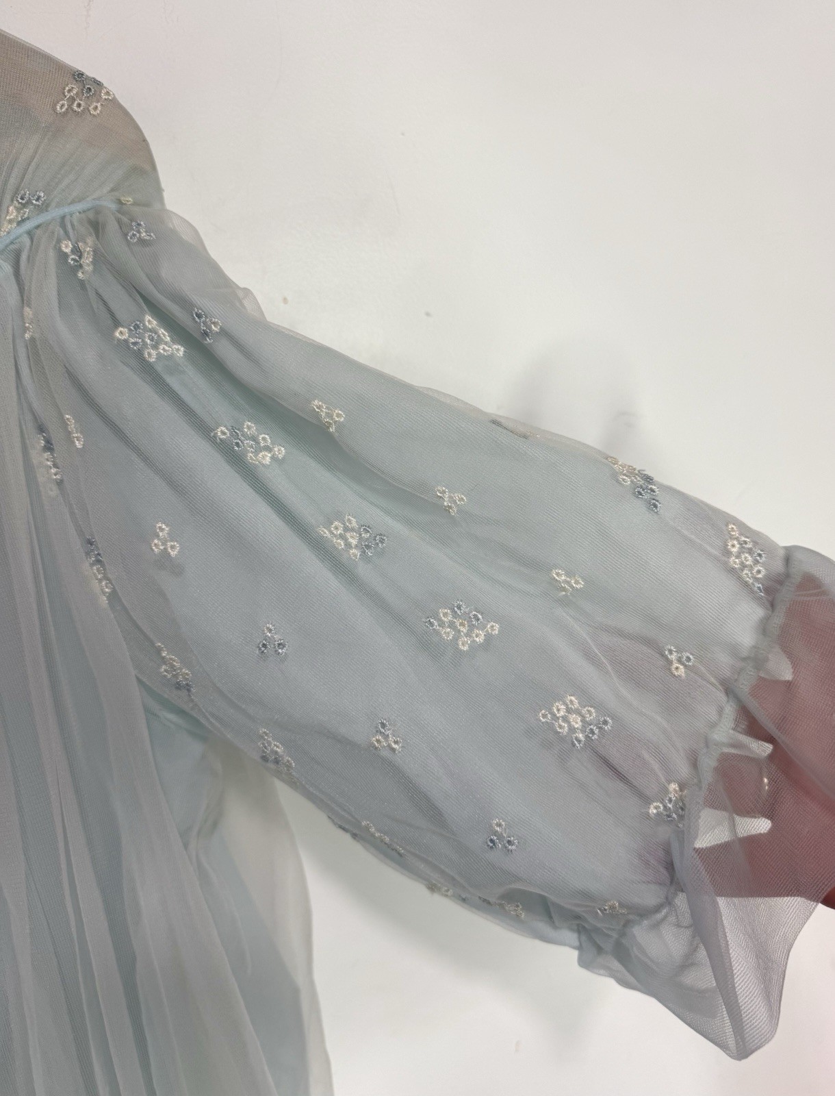 Vintage Robe Tule Handmade Aqua Turquoise Size Medium