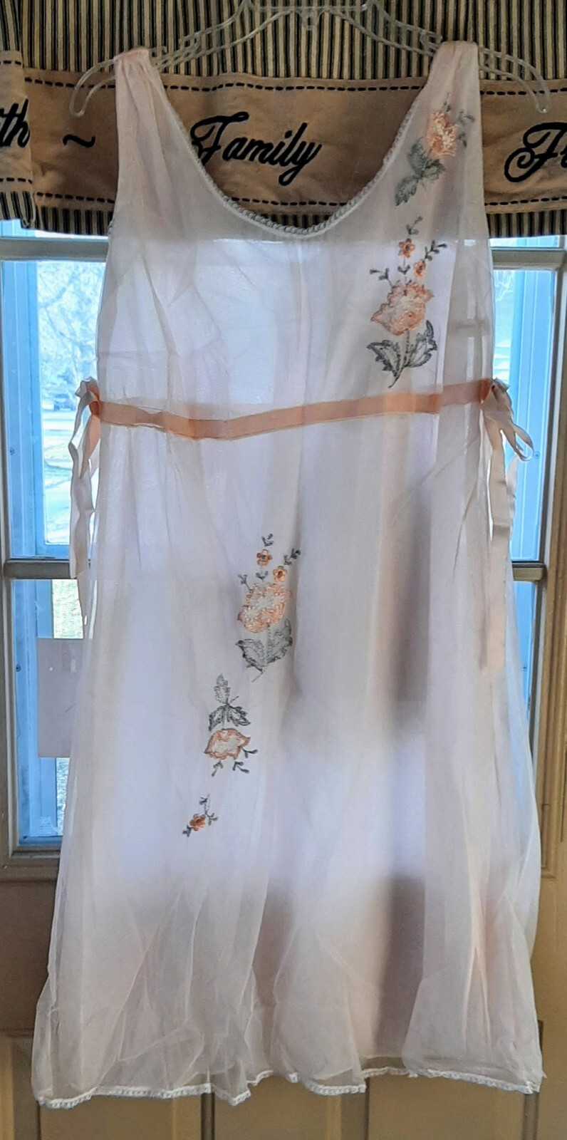 Vintage 2pc Set Double Layer Peach Seamprufe Nightgown & Robe size 32