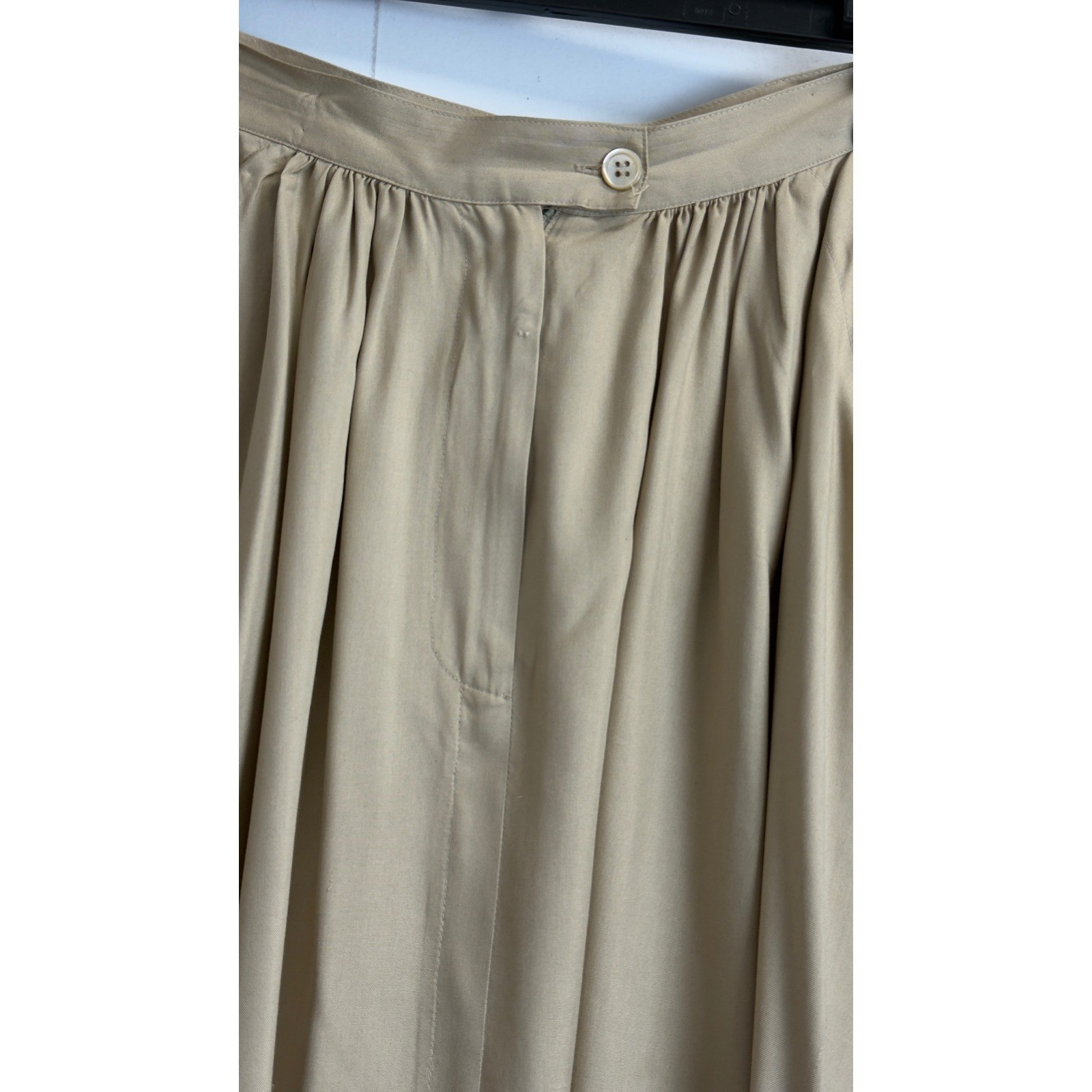 Adrienne Vittadini Vintage 100% Silk 2 Piece Safari Skirt Set Khaki Tan S/6
