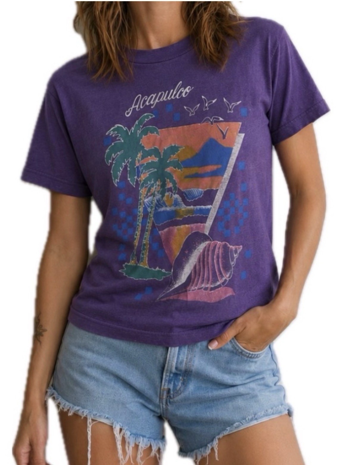 Vintage 1980s oceanic Acapulco Tshirt. Purple. Women’s size Small/40. Purple