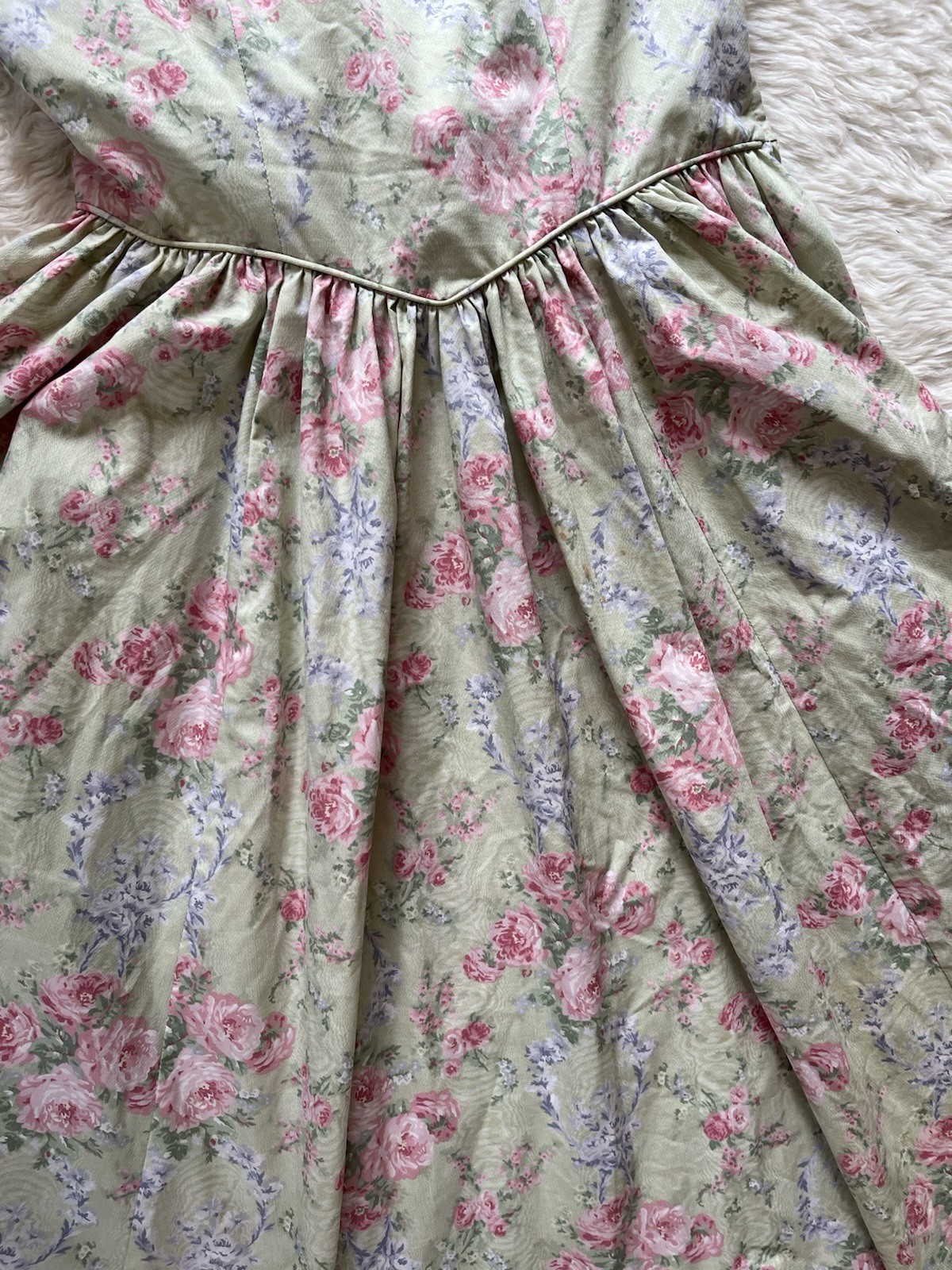 VTg Laura Ashley Dress Size 8 80s Puff Sleeve Floral Bow Green Prairie Cottage
