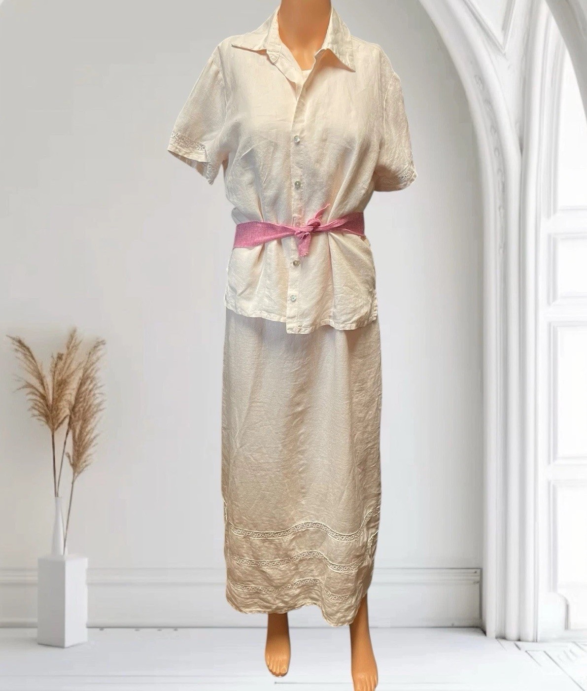Vintage Johnny was 100% linen two piece dress set size Large