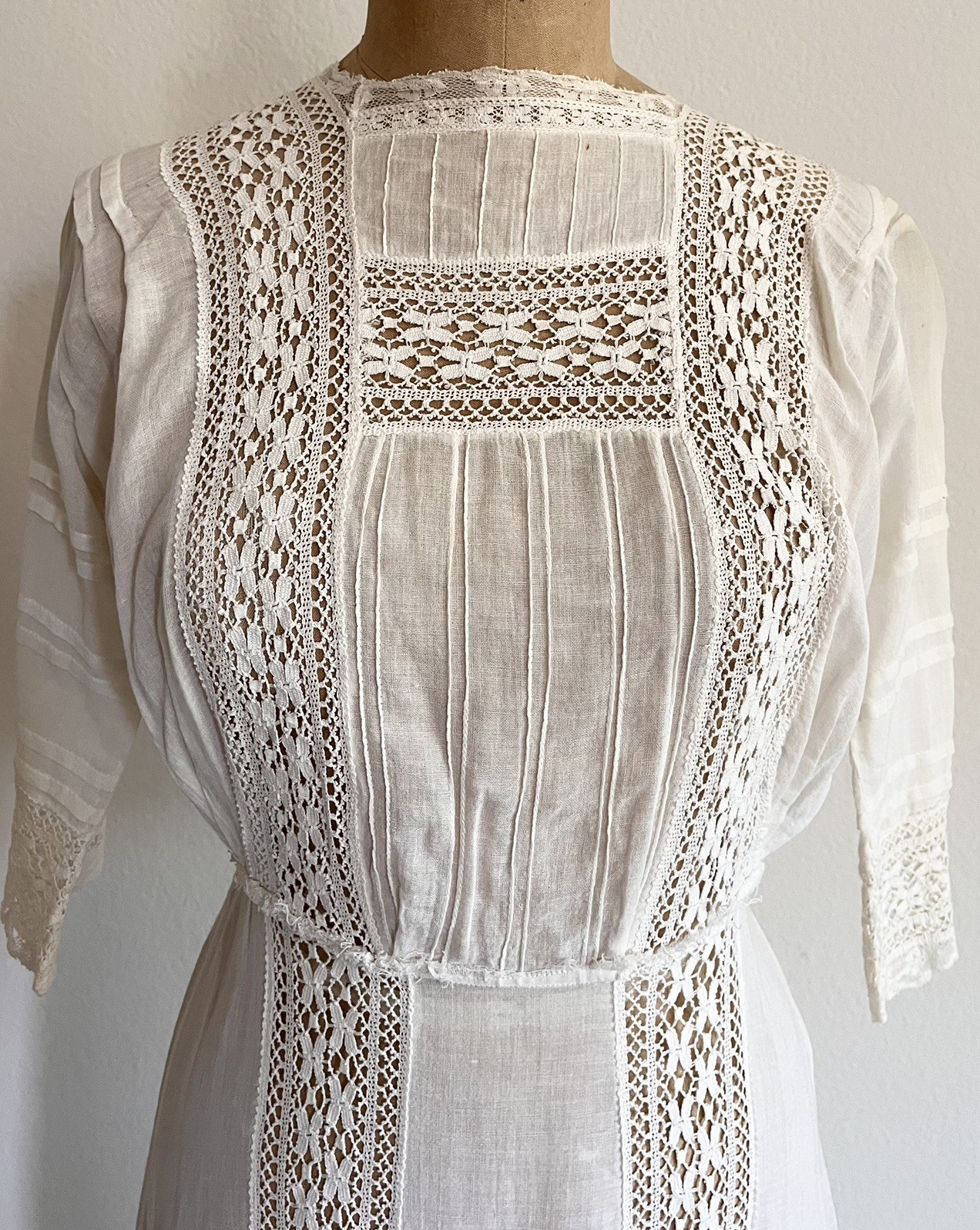 Antique Edwardian White Cotton Lawn Dress Tea Gown Wedding Dress Good Cond Small