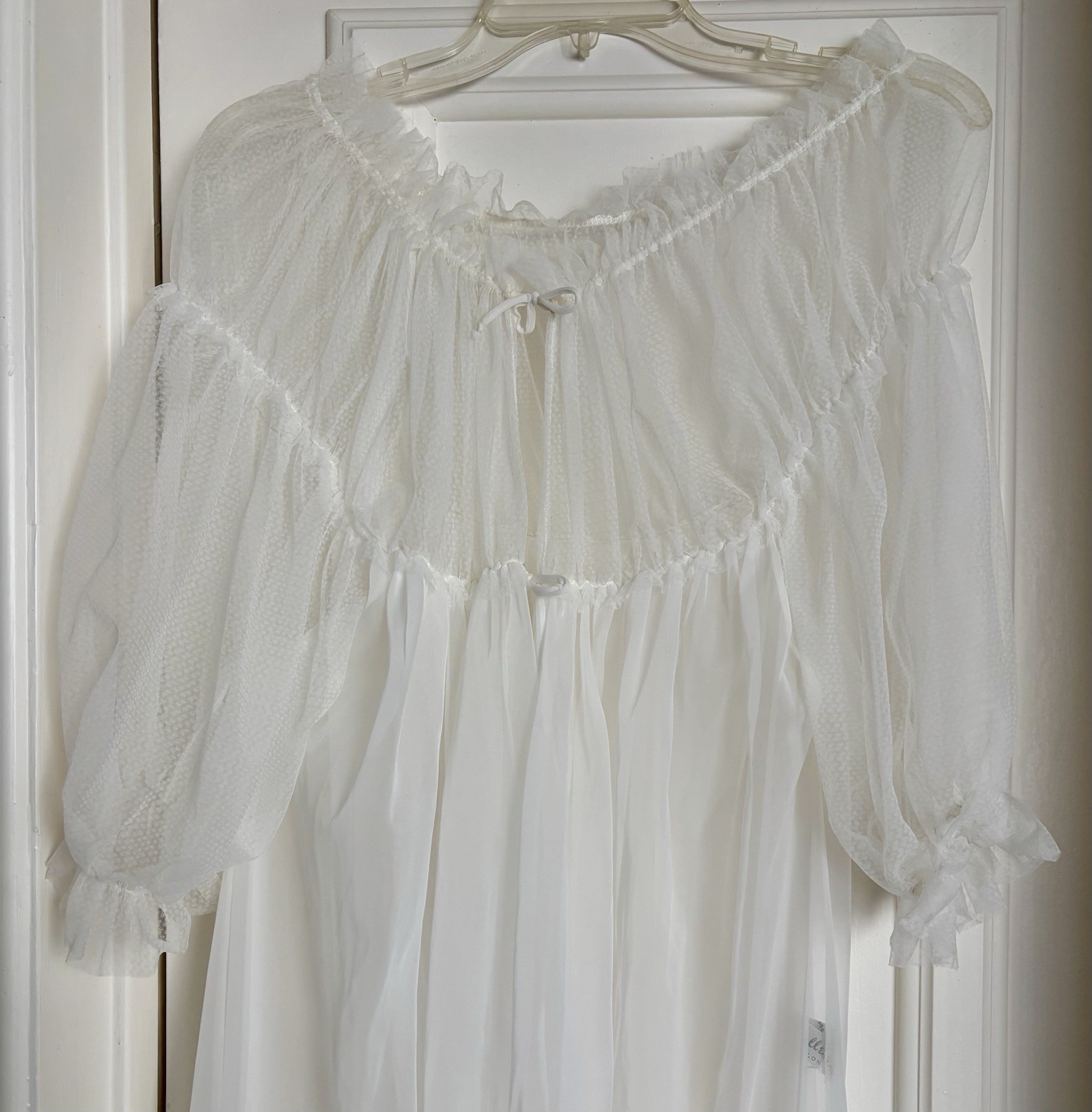 Vintage Amourelle Peignoir White Sheer Women&rsquo;s Nightgown