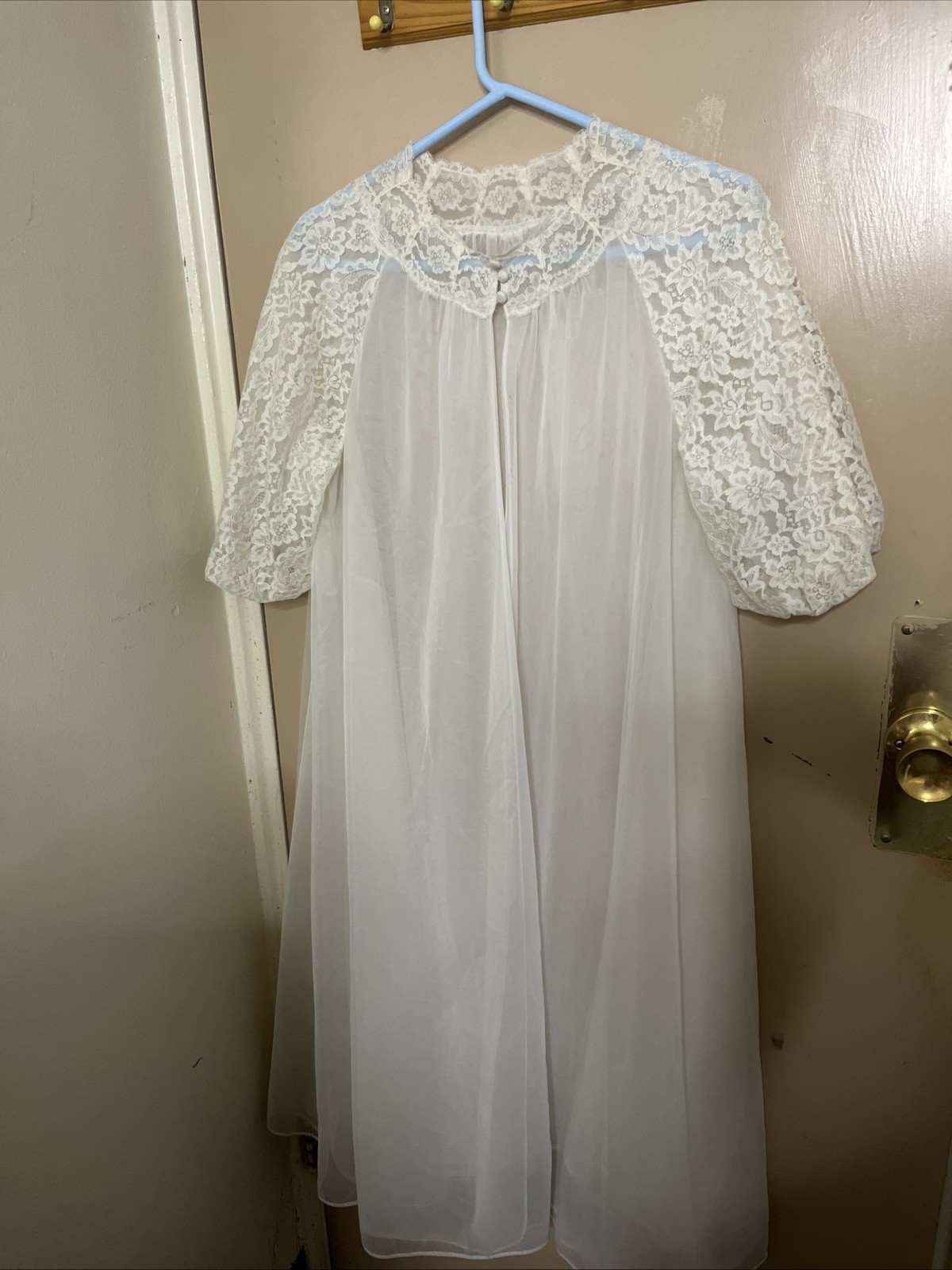 VANITY FAIR Size M Vintage 60’s Lace Tricot Nylon Honeymoon Robe