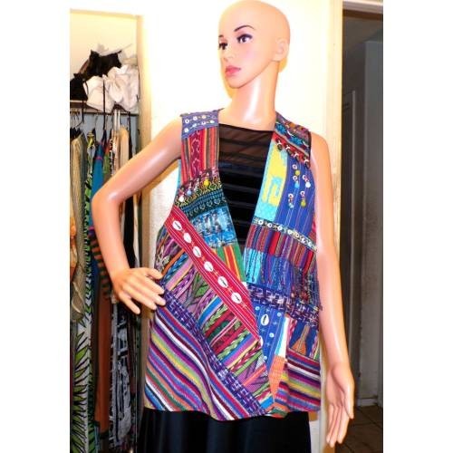 VINTAGE TRIBAL FEMALE HANDMADE AGATE BEADS & SEA SHELL VEST