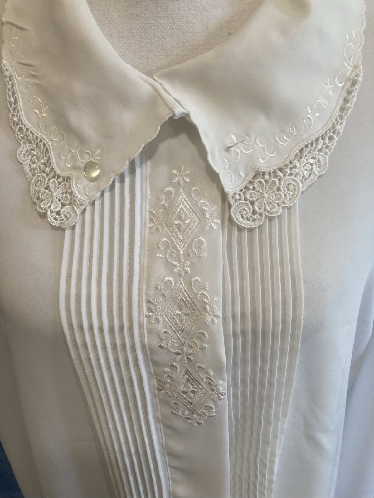 Vintage 80s Priorities White Pintuck Secretary Blouse Lace Peter Pan Collar 16