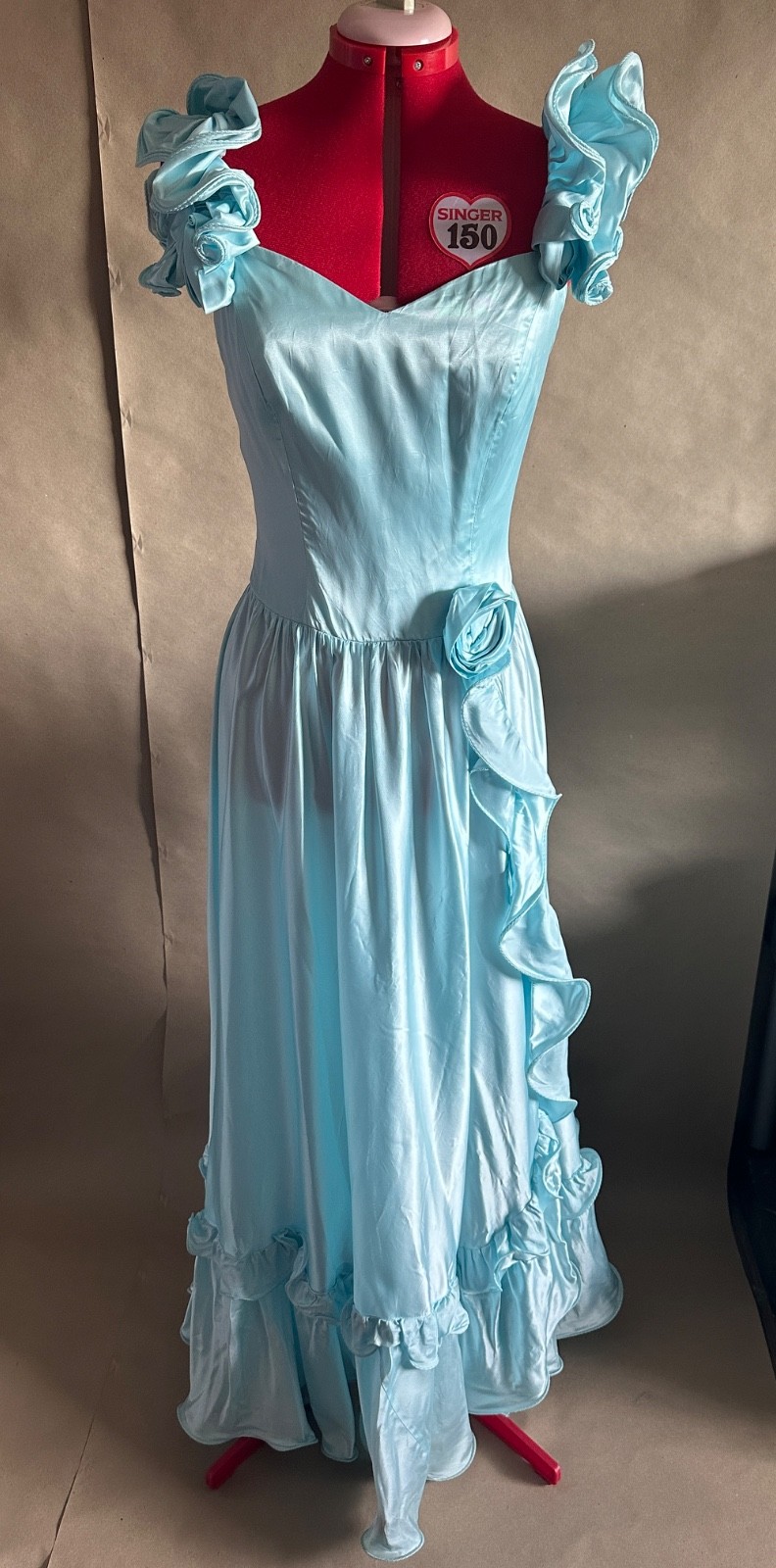 VINTAGE 1980s Nadine Formals Baby Blue Prom Dress w Roses & Ruffles – Sz 7