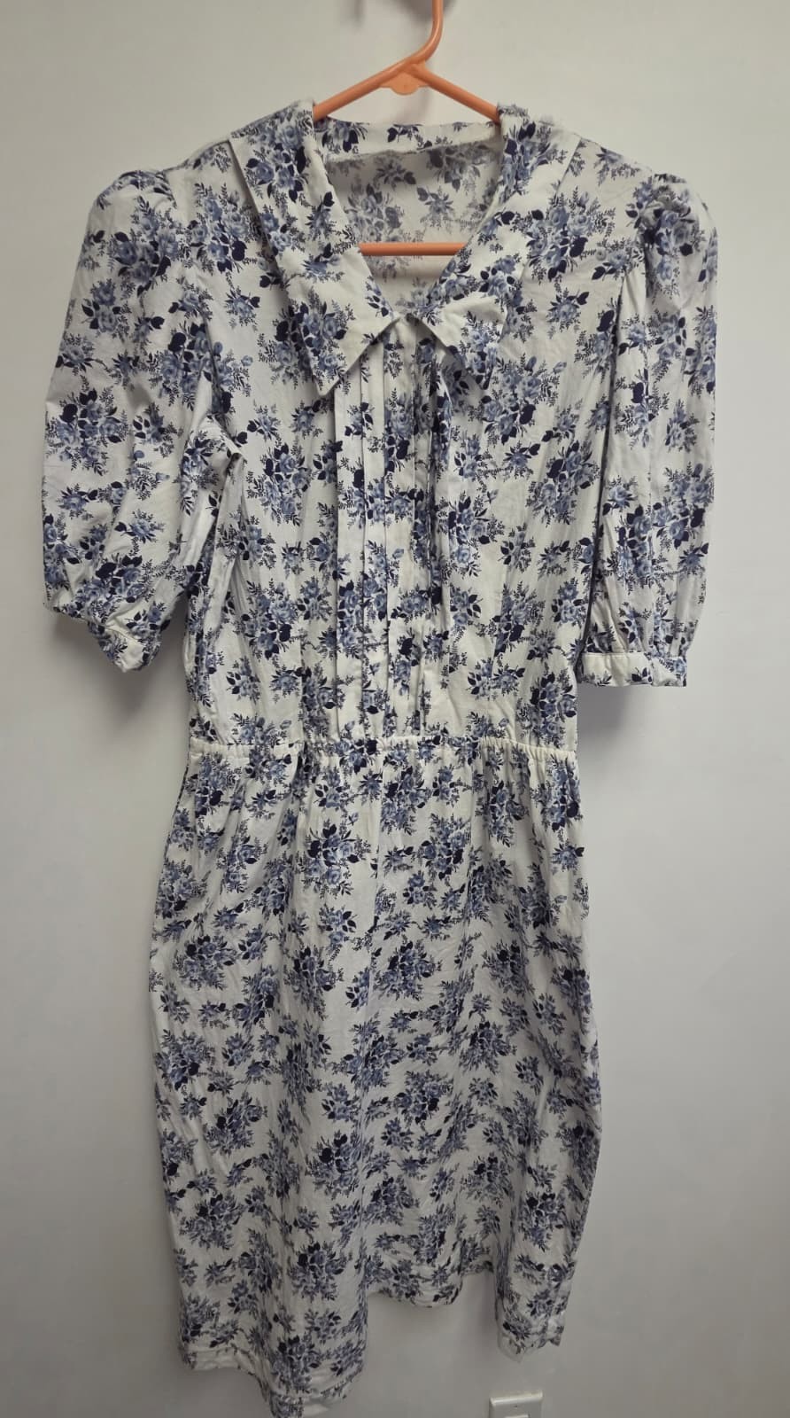 Vintage 1970s 1980s Blue White Floral Calico Prairie Dress Elastic Waist M