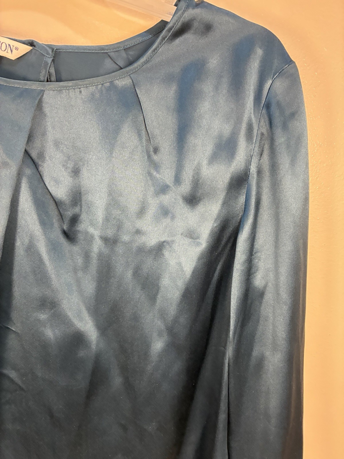 VTG Pendleton 100% Silk Pleat Front Blouse 8 Forest Green Long Sleeve