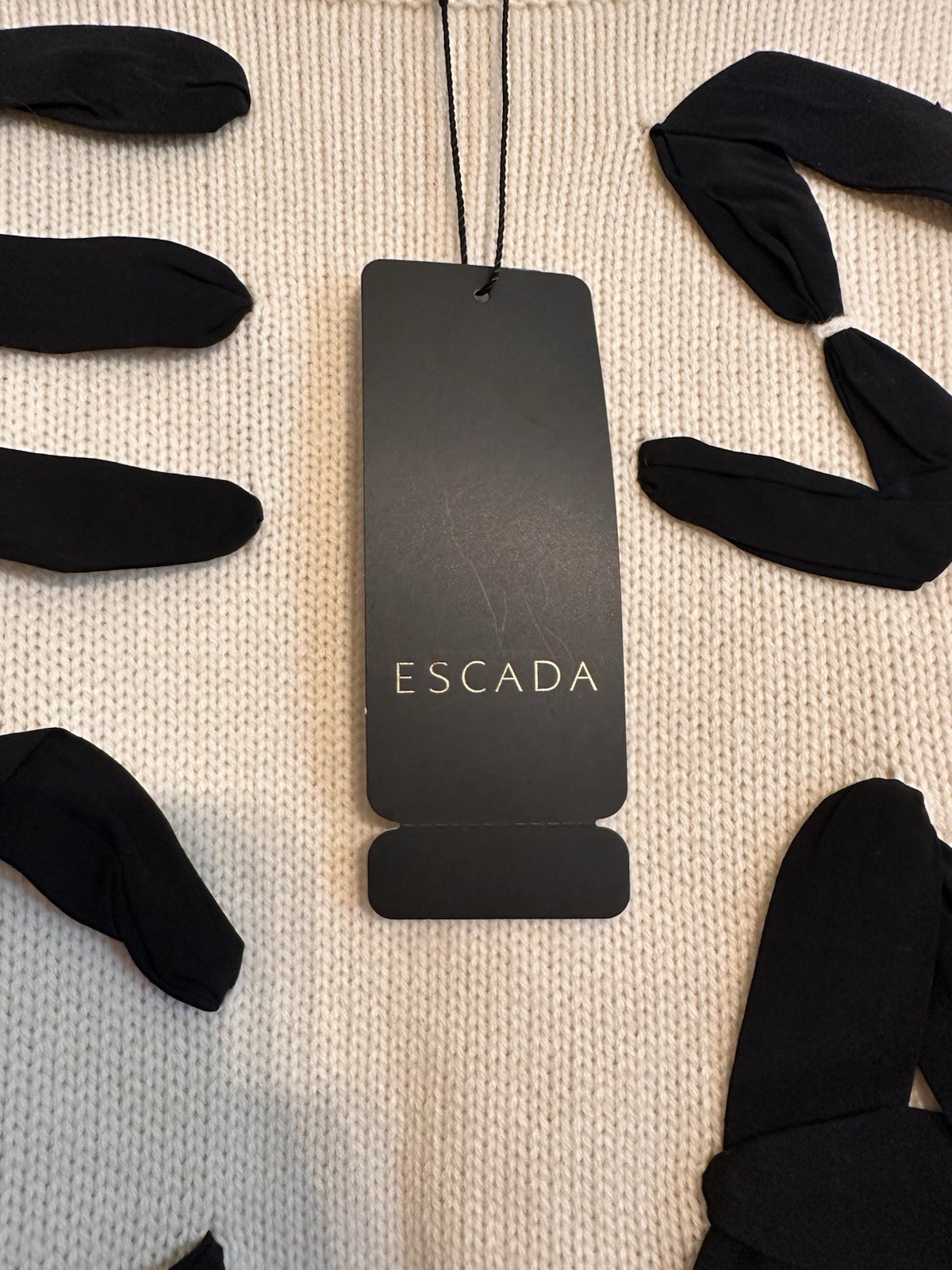 ESCADA Sweater Size Medium M Cashmere Blend Cream Black Ribbon NWT