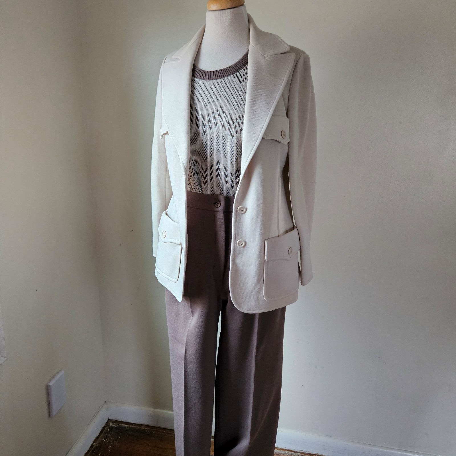 Vintage Butte Knit 70s 3 Piece Leisure Suit Womens Knit Tan Beige Secretary S/M