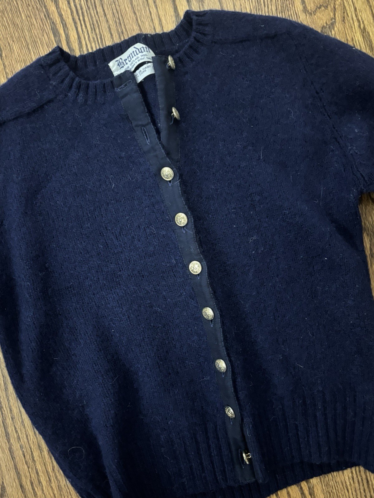 Classic Vintage Shetland Wool Navy Blue Preppy Cardigan Sweater M S