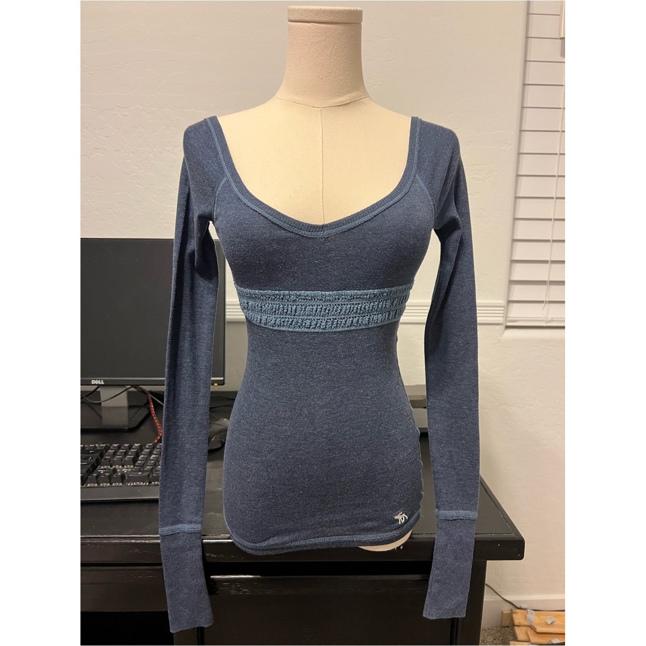 vintage abercrombie babydoll fitted long sleeve top