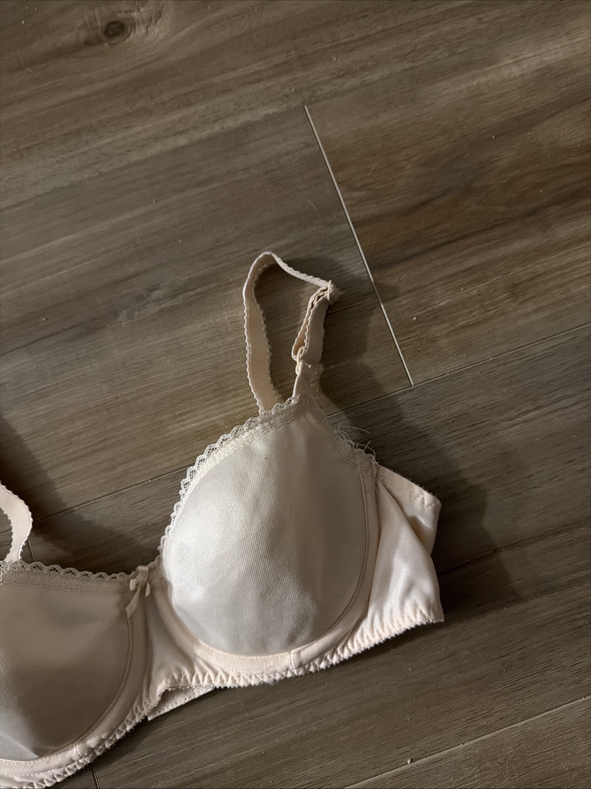 Vintage Playtex Ivory Balconette Underwire Bra 32C Lined