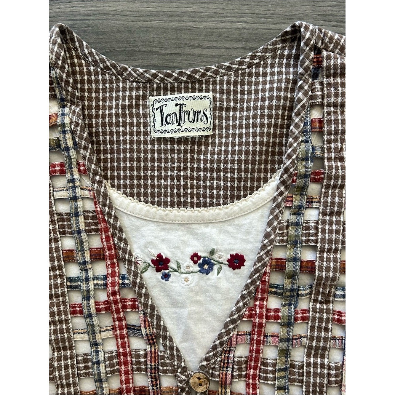 Vintage Cottagecore Quilted Plaid Button Front Vest in Cream, Brown & Red