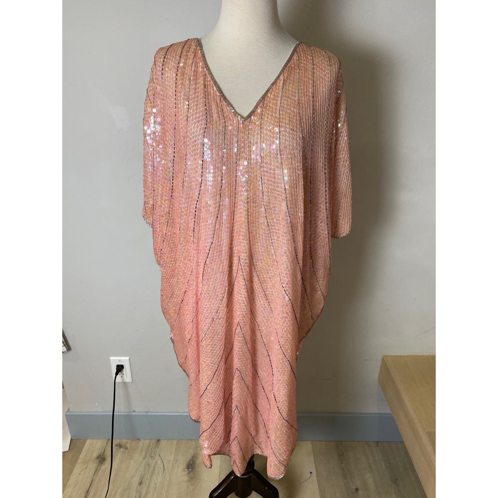 Vintage Beaded Silk Kaftan Dress Pink Iridescent Sequin Batwing Dolman Sleeve