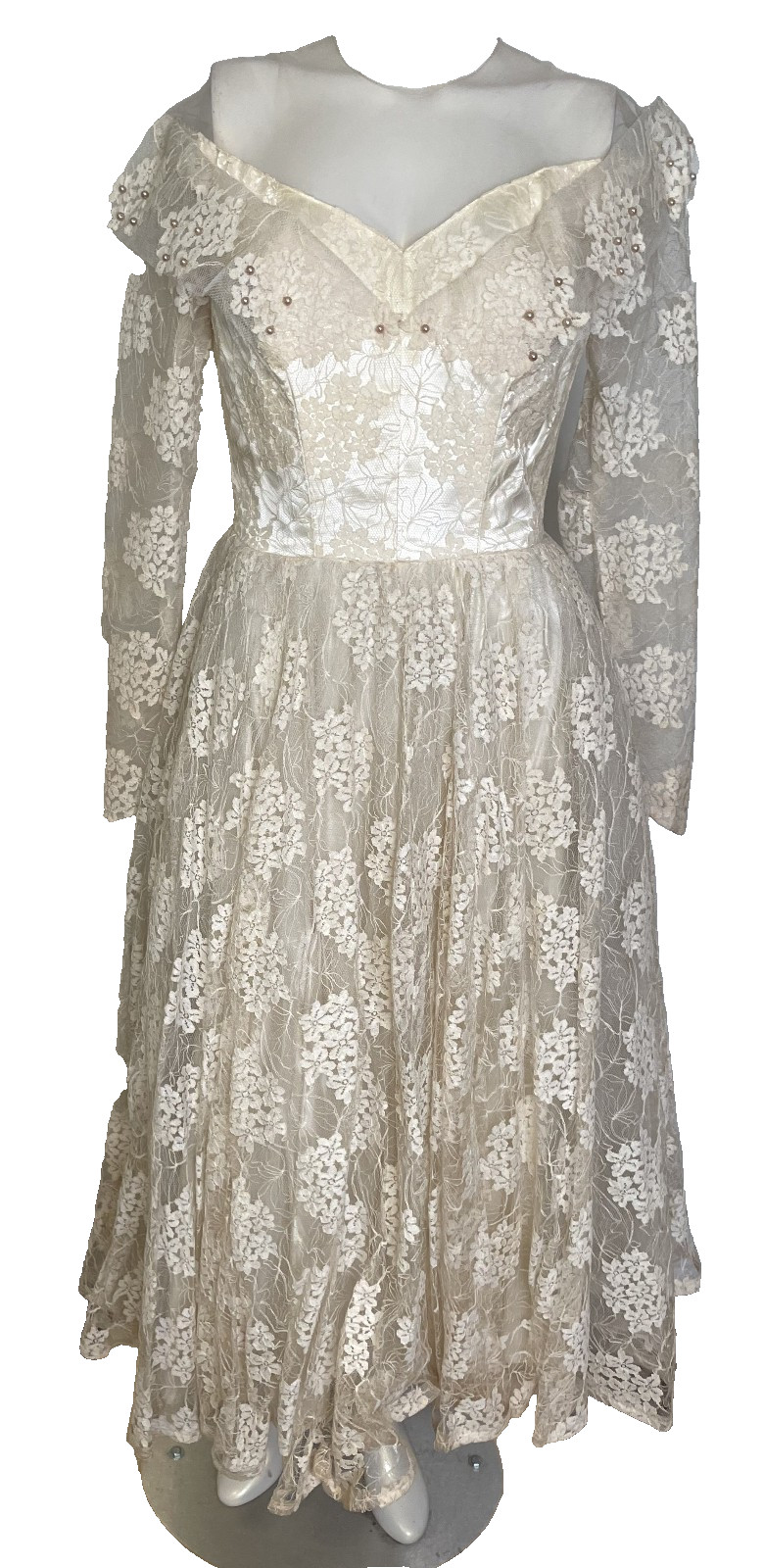 VTG 50s 60s Floral Lace Wedding Dress 34&Prime; Bust 4 6 Full Skirt Off the Shoulder